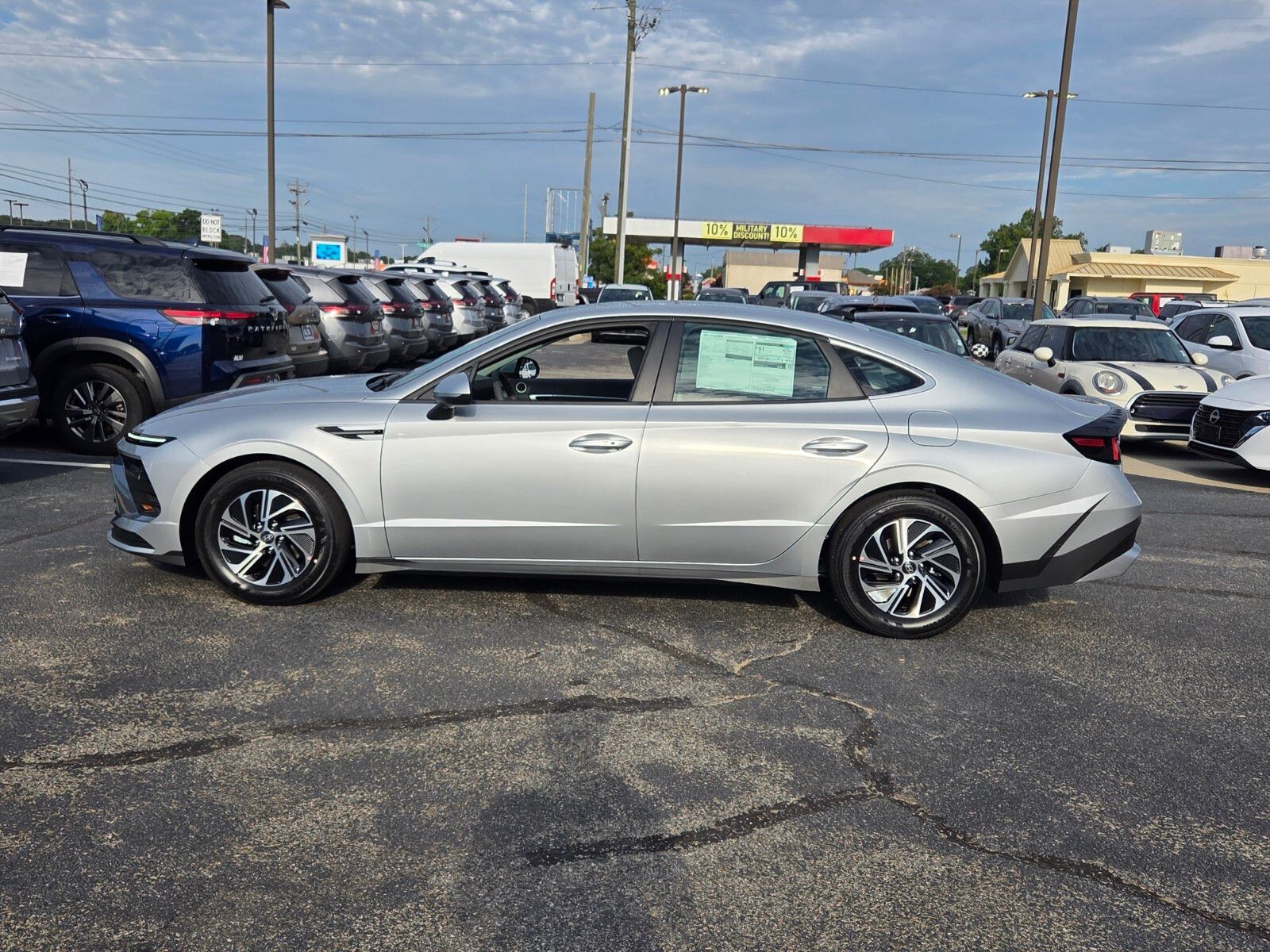 New 2026 Silver Hyundai Blue image 4