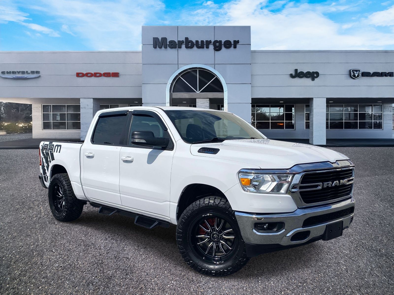Bright White Clearcoat 2021 RAM 1500 Pickup Truck Four-Wheel Drive 8-Speed Automatic