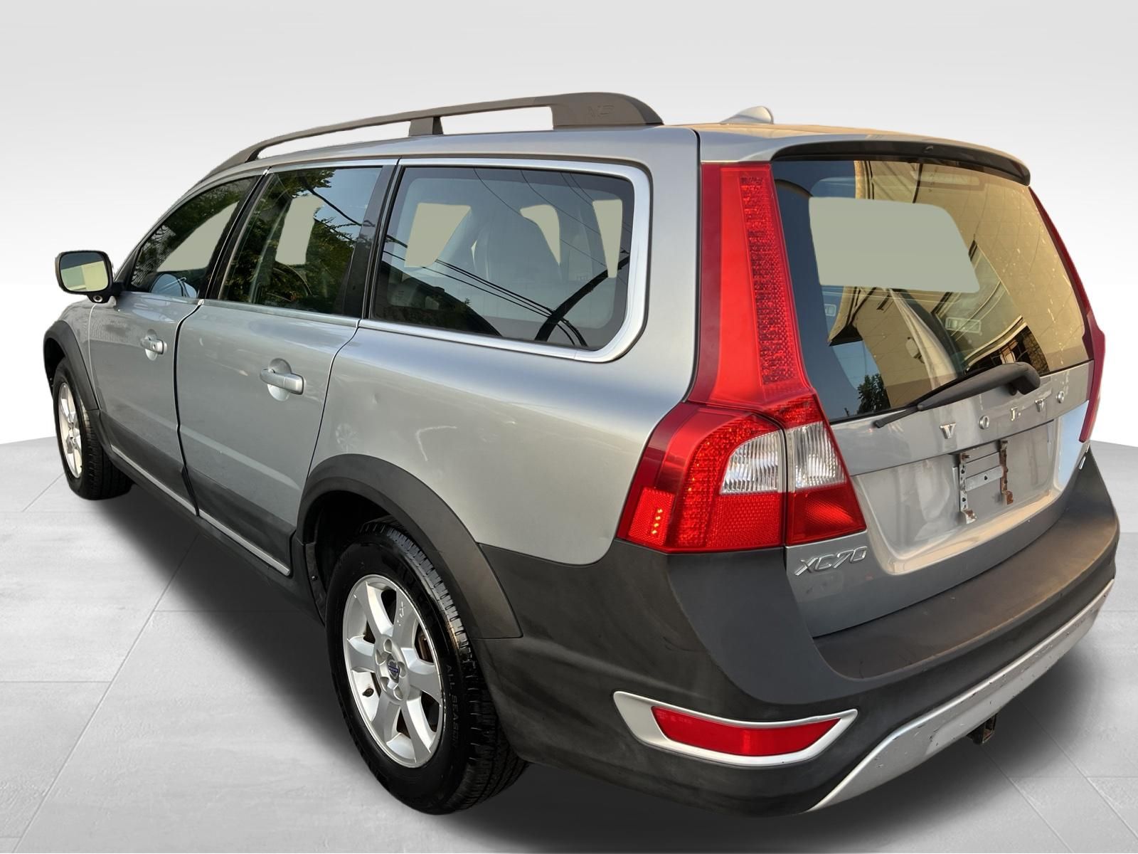 Used Car 2010 Volvo Xc70  3.2 For Sale Under $10,000 In Austin, Texas