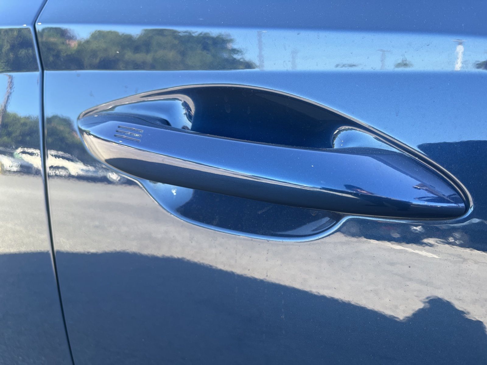 Used 2025 Blue Hyundai Limited image 5