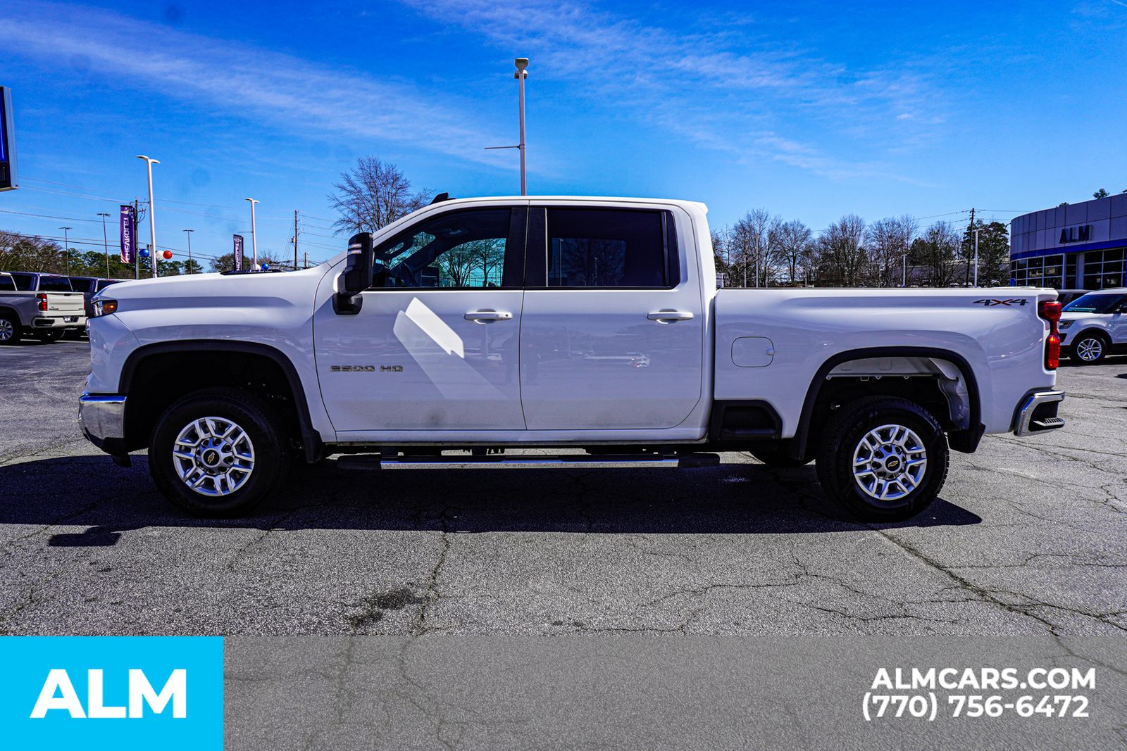 Used 2025 White Chevrolet LT image 10