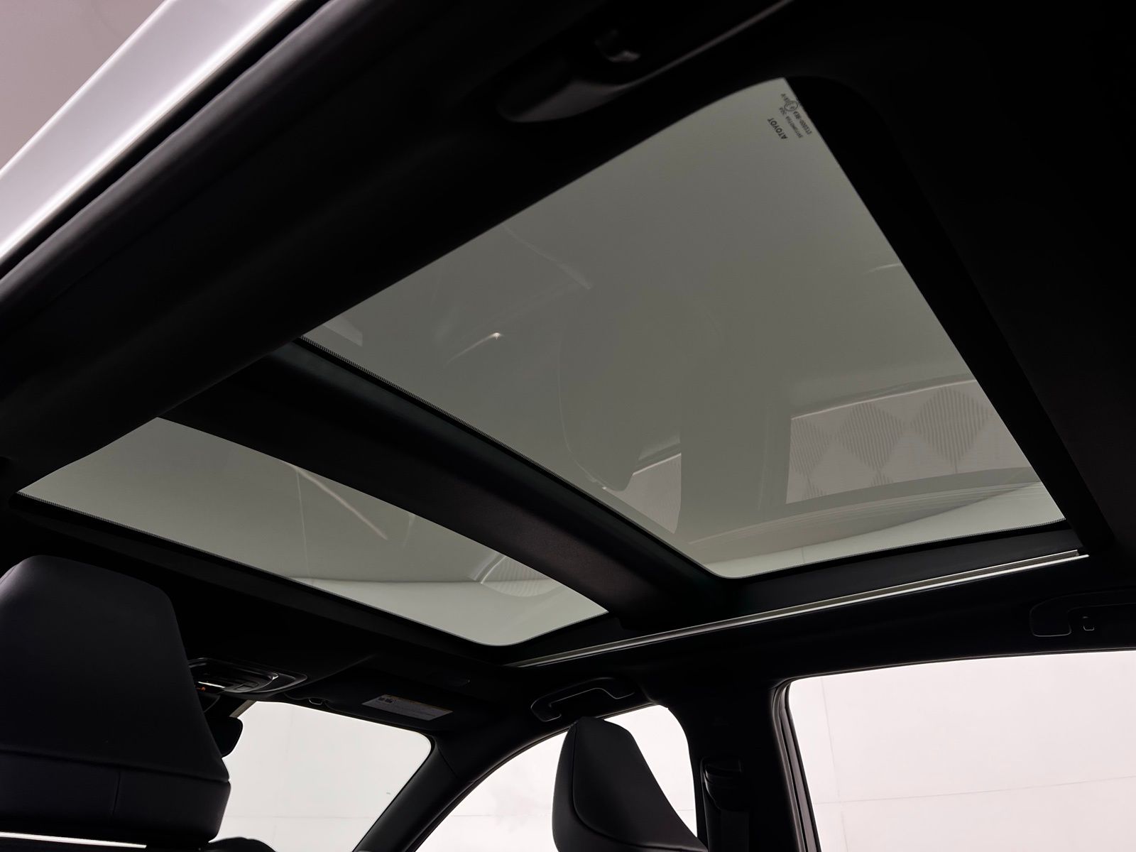 Thumbnail: 2026 Toyota Crown - 26