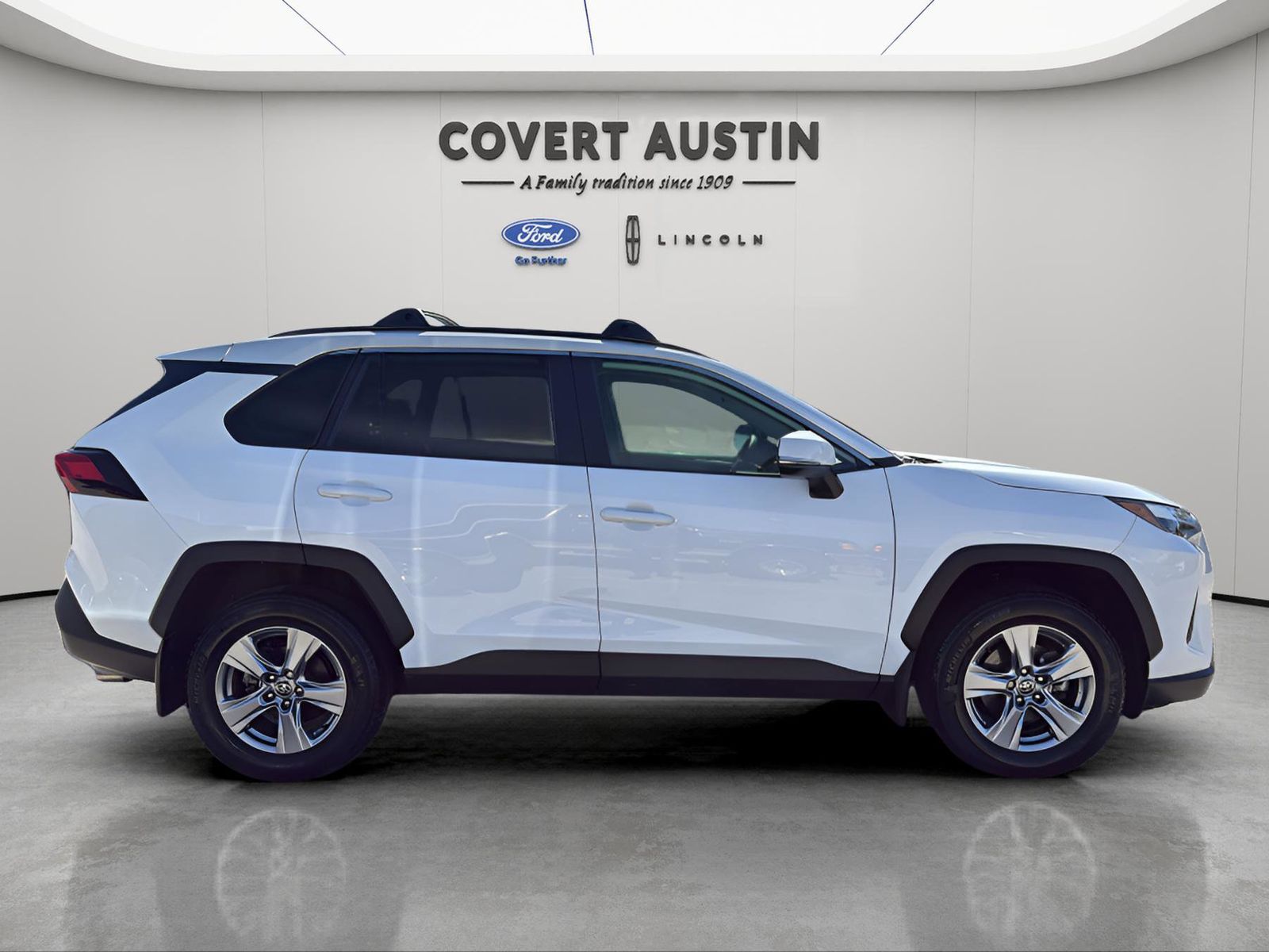 Used Car 2023 Toyota Rav4  Xle For Sale Under $30,000 In Austin, Texas