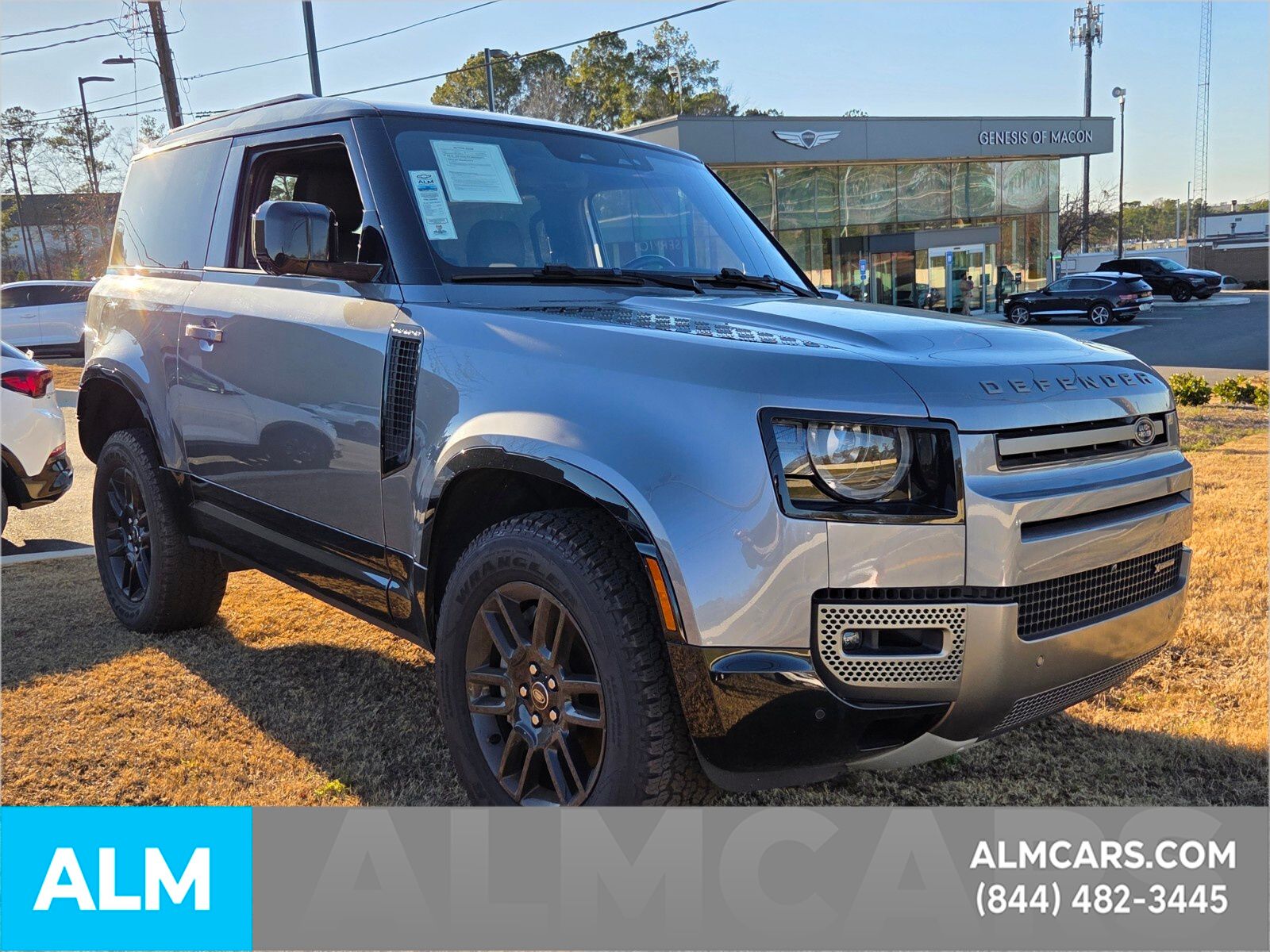 Used 2022 Silver Land Rover X-Dynamic S image 8