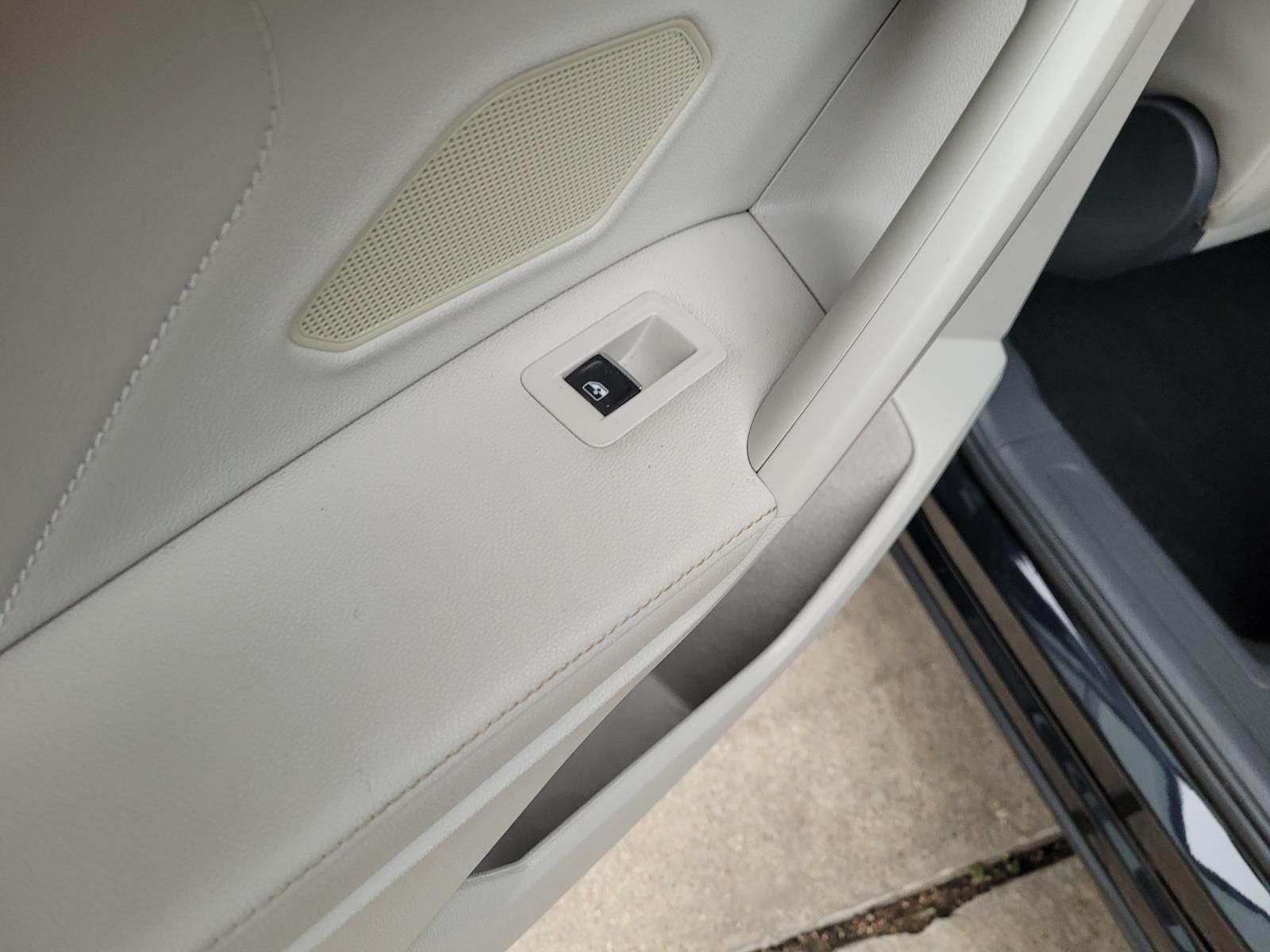 used 2022 Volkswagen Tiguan car, priced at $21,000
