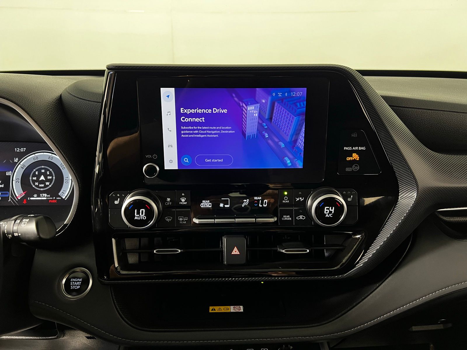 Thumbnail: 2025 Toyota Highlander - 18