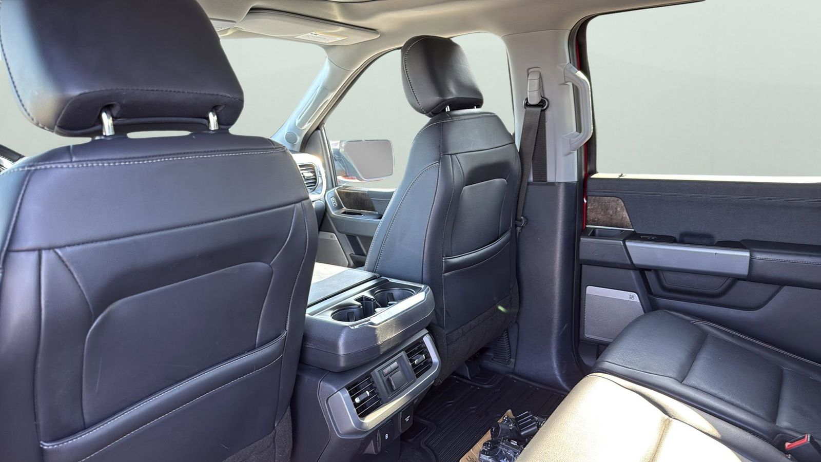 Used Car 2021 Ford F-150  Lariat For Sale Under $50,000 In Austin, Texas