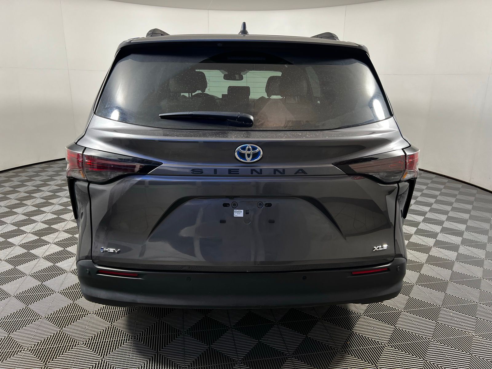 Thumbnail: 2025 Toyota Sienna - 6