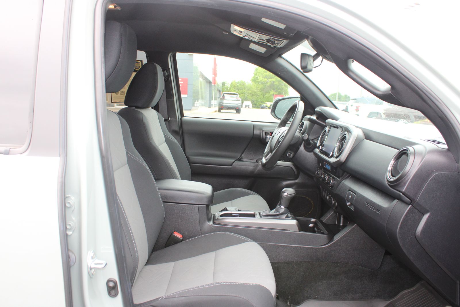 Used 2023  Toyota TRD Off-Road image 17