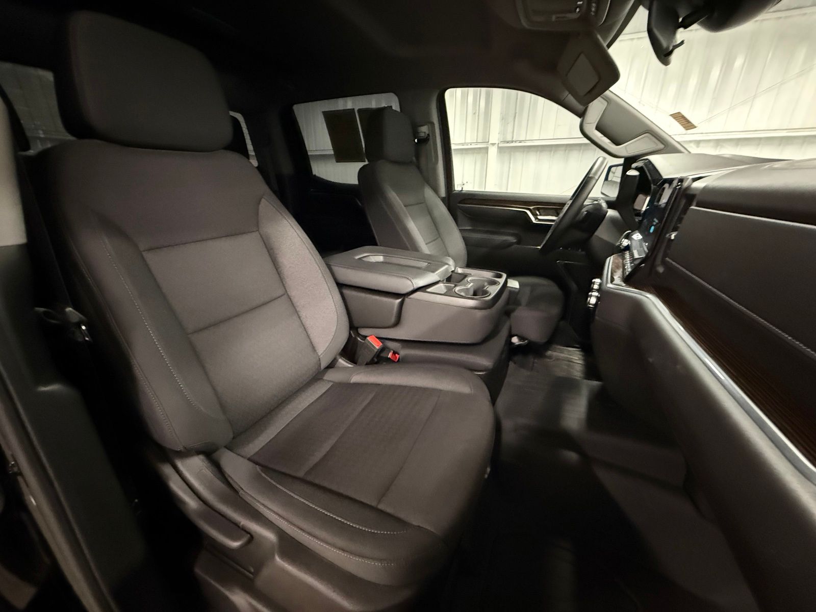 Used 2024 Black GMC Elevation image 25