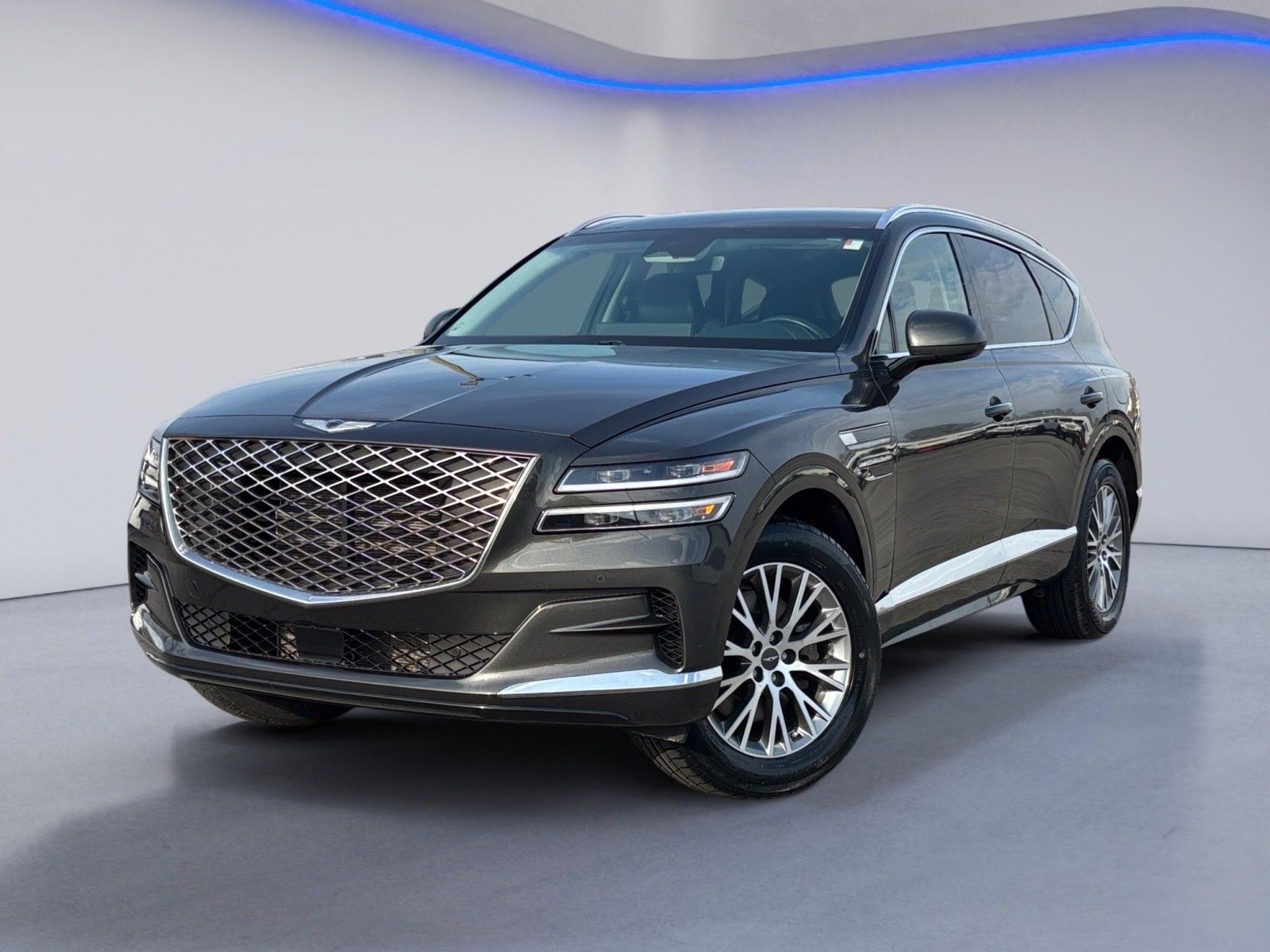 View vehicle photo 2