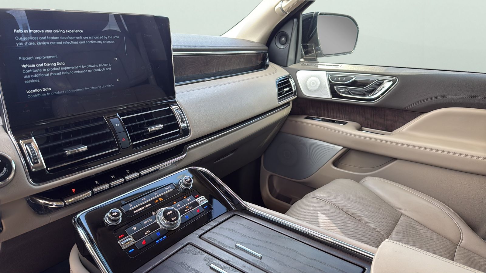Used Car 2024 Lincoln Navigator  Reserve For Sale Under $60,000 In Austin, Texas