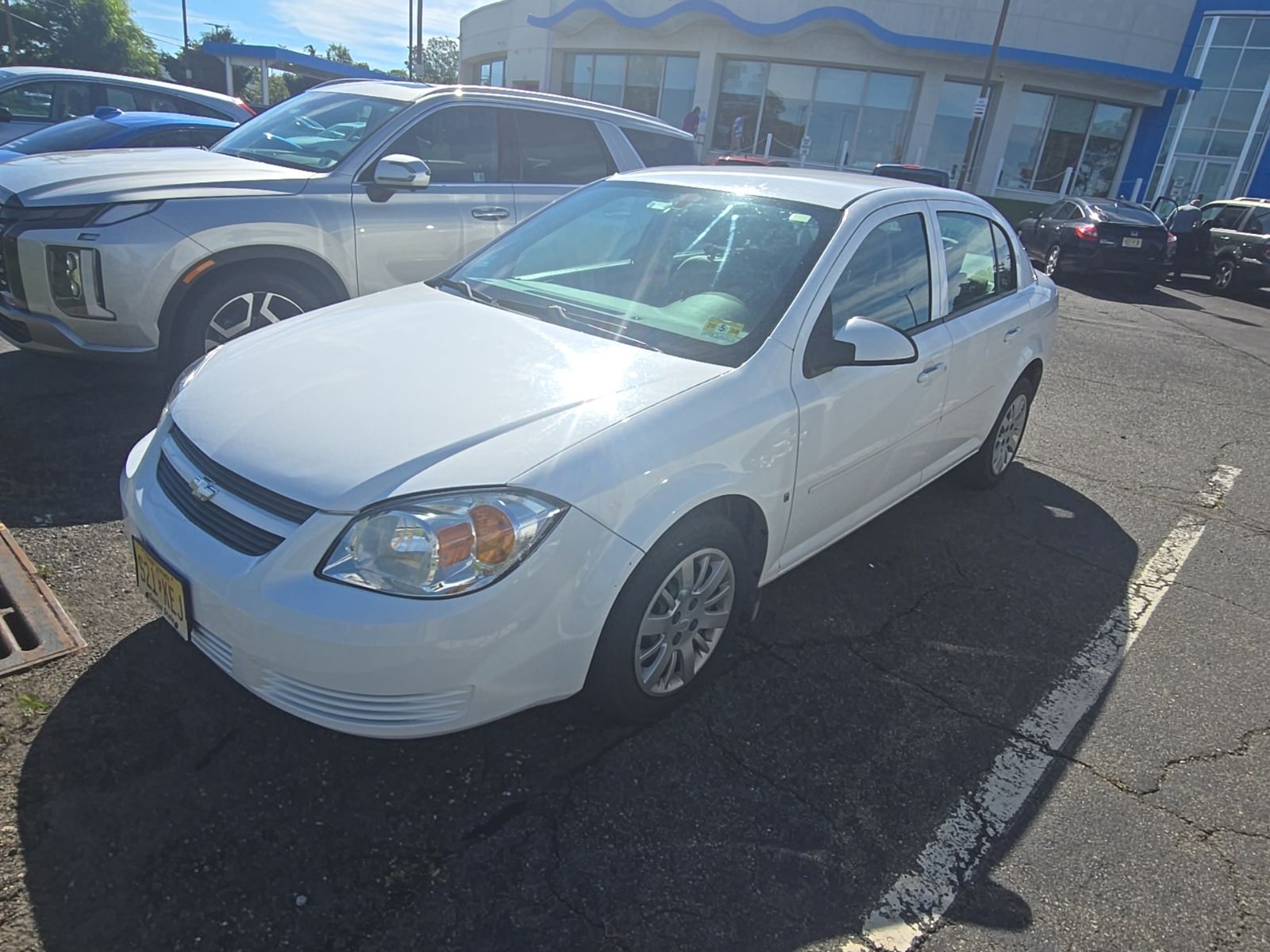 Summit White (Fleet) 2009 Chevrolet Cobalt Sedan Front-Wheel Drive 4-Speed Automatic Overdrive