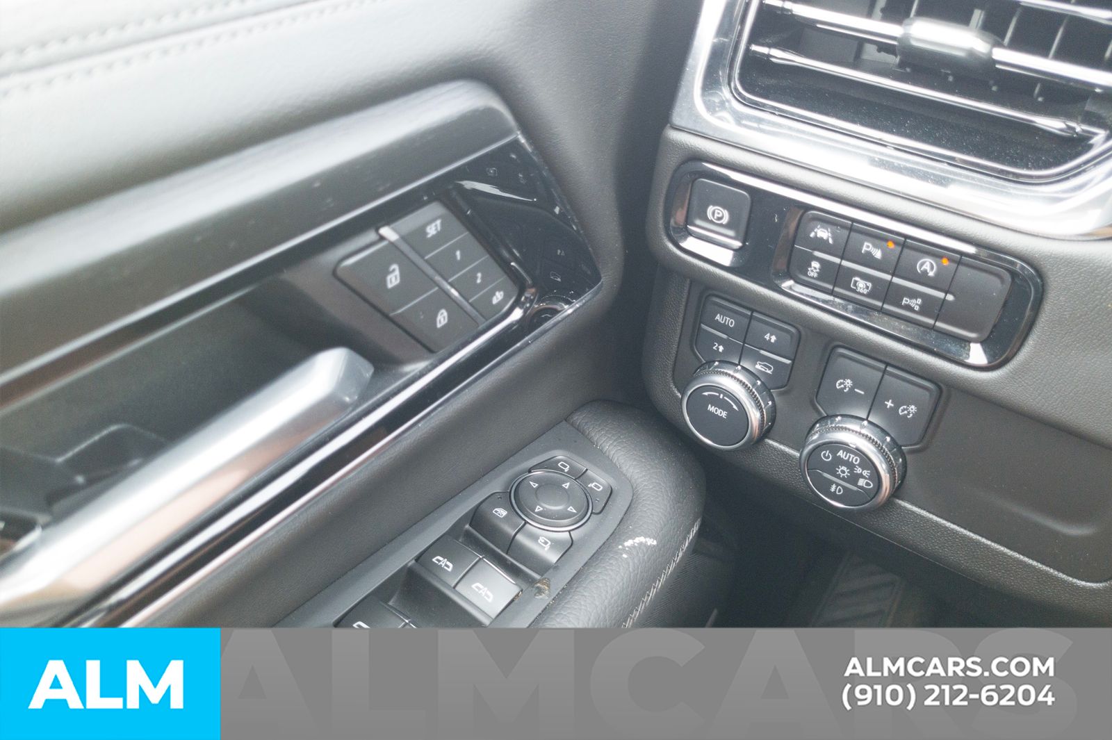 Used 2025 Summit White GMC Denali image 33