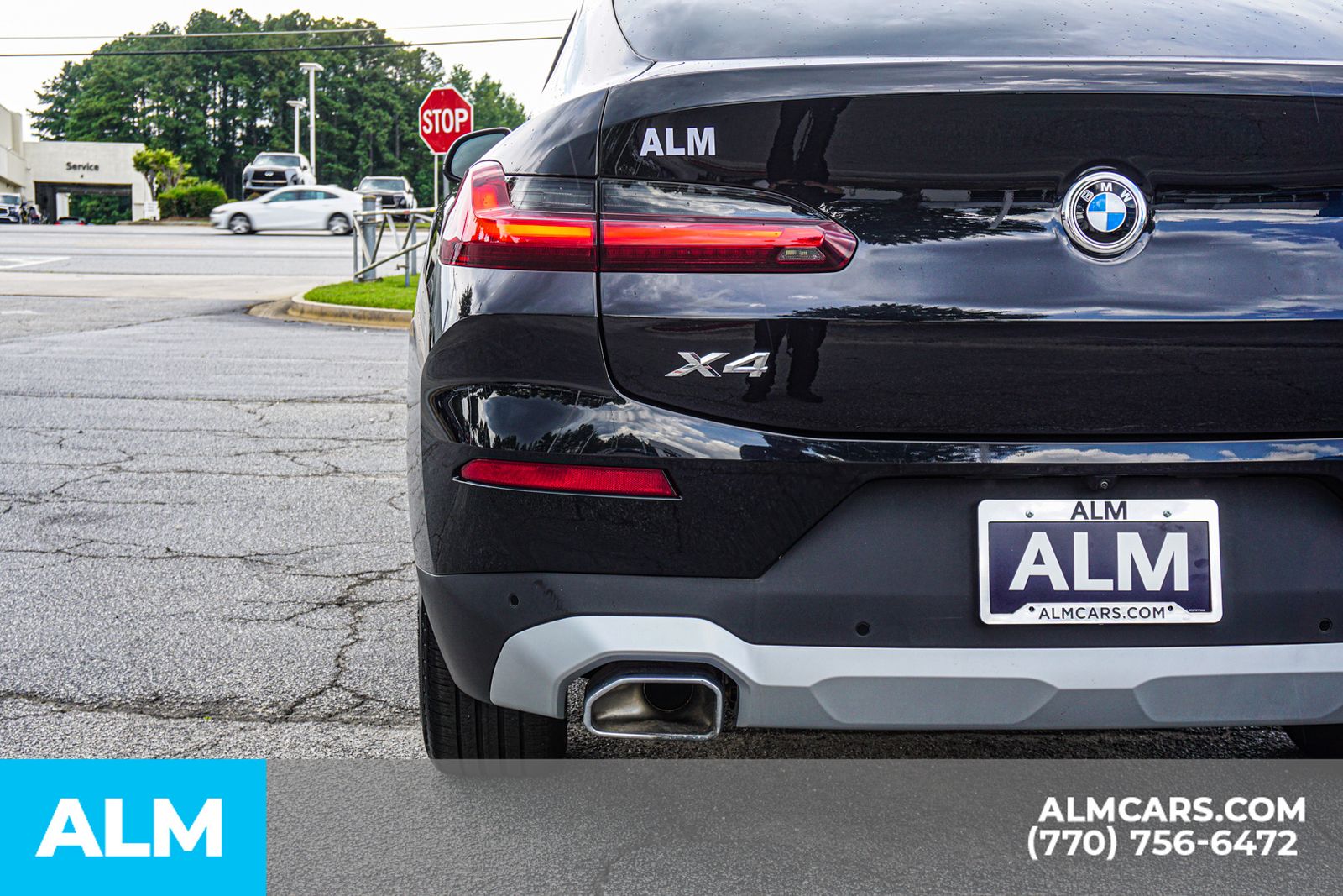 Used 2025 Black BMW xDrive30i image 17