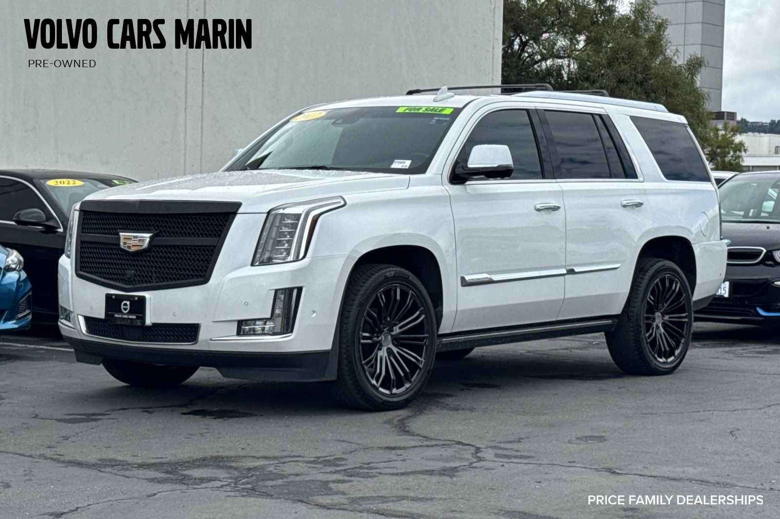 Crystal White Tricoat 2017 Cadillac Escalade Platinum 4WD SUV / Crossover Four-Wheel Drive 8-Speed Automatic