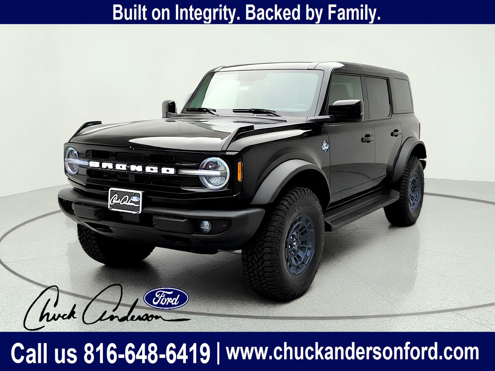 Shadow Black 2026 Ford Bronco SUV / Crossover Four-Wheel Drive Automatic