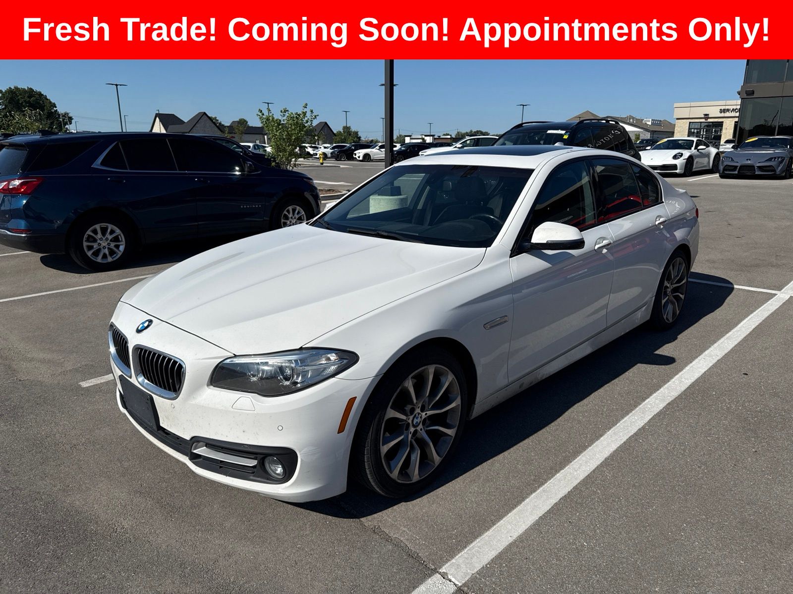 Alpine White 2016 BMW 5 Series Sedan All-Wheel Drive 8-Speed Automatic