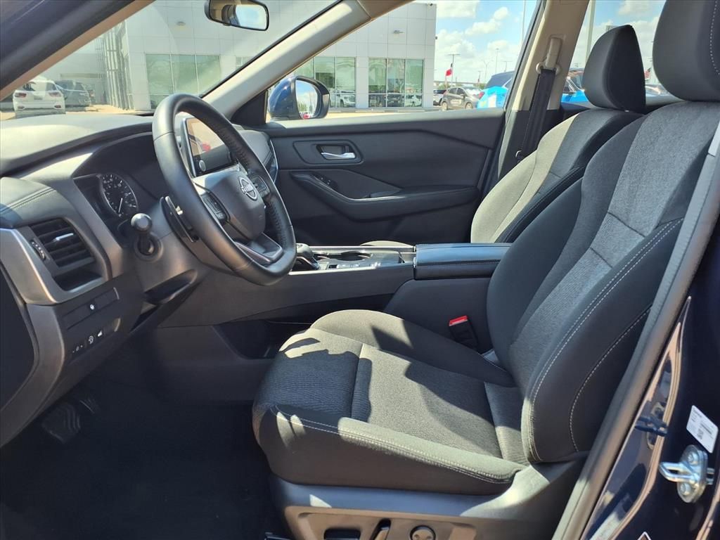 2025 Nissan Rogue SV Blue at Mac Haik CDJR North Houston