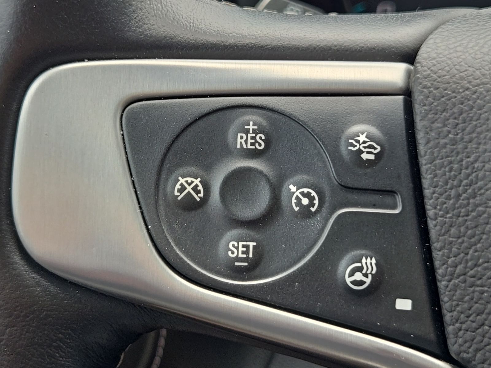 Used 2017 Red GMC SLT image 36