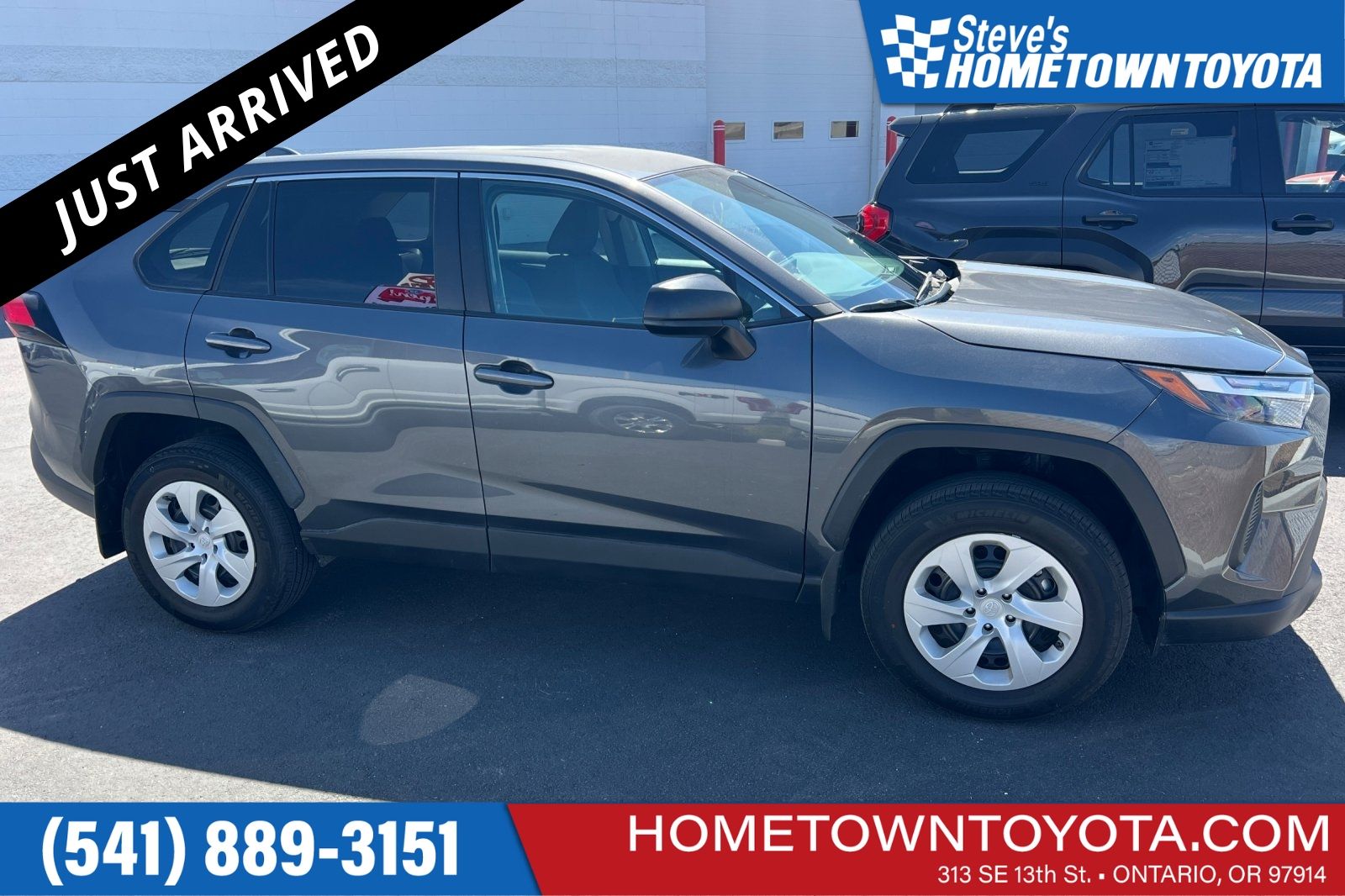 2025 Toyota RAV4 LE AWD