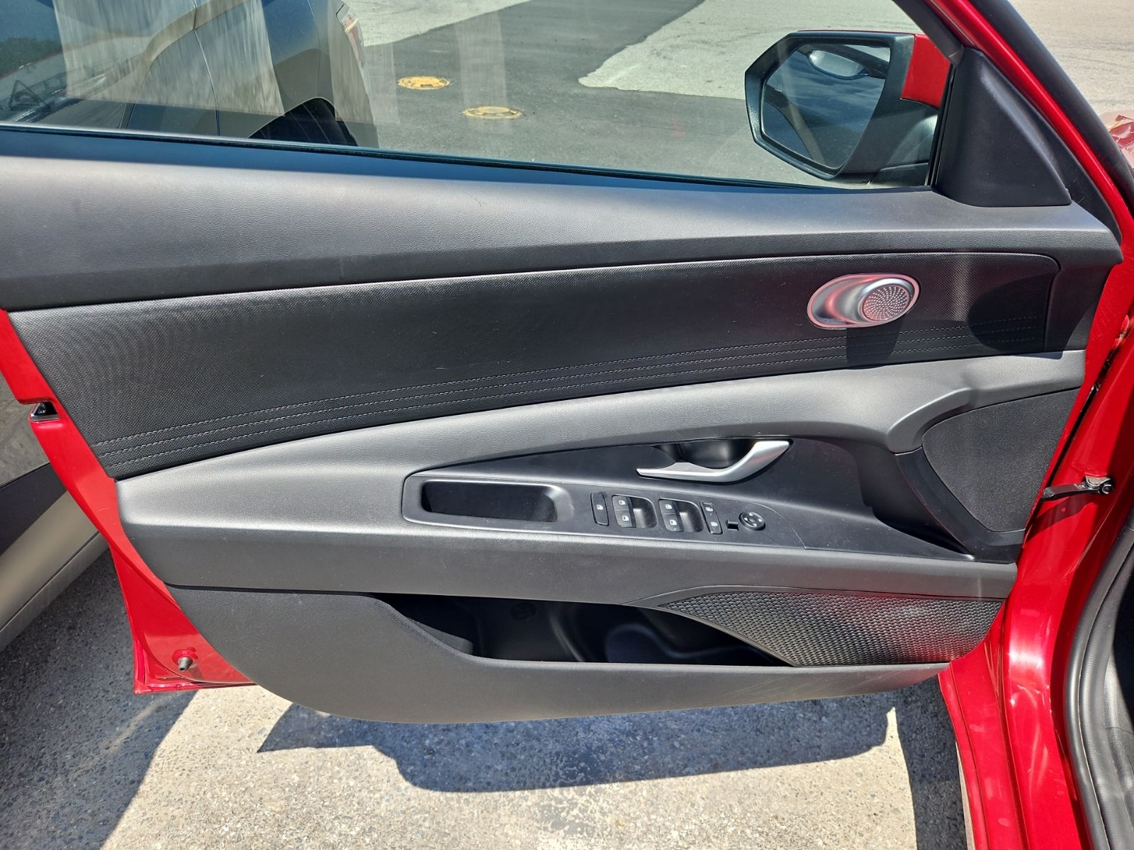 Used 2025 Red Hyundai SE image 21