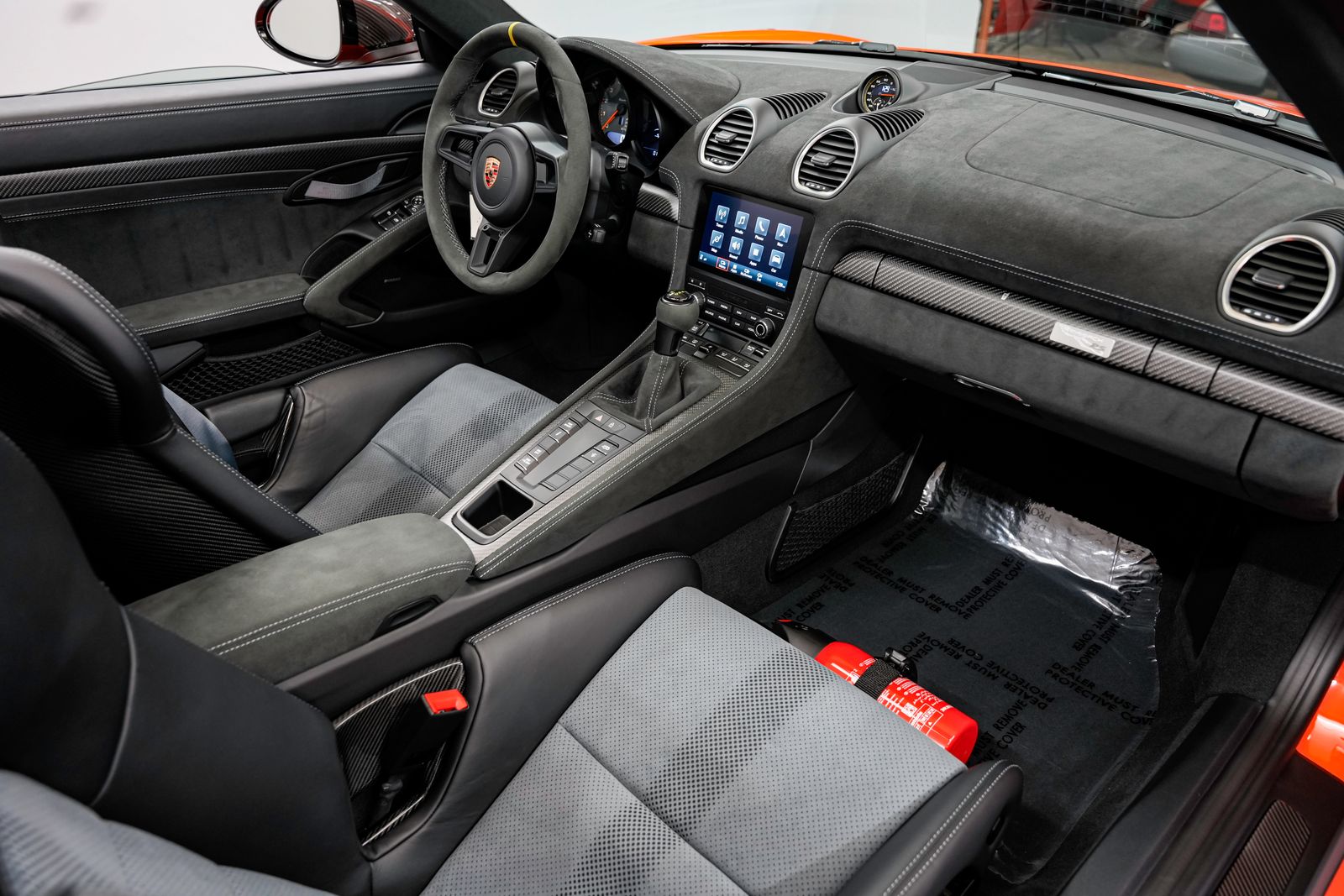 2024 Porsche 718 Spyder RS — photo 25