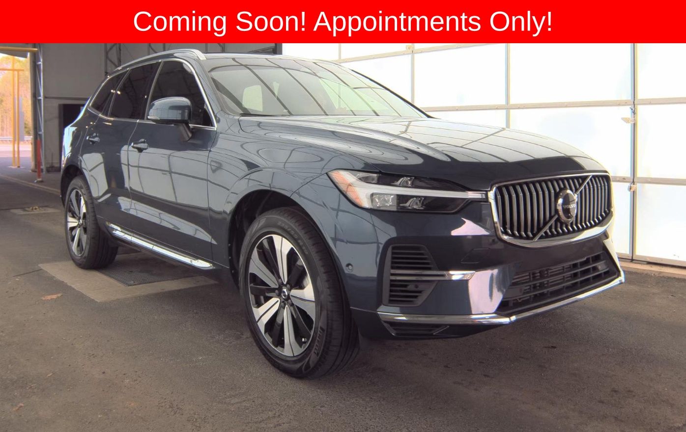 Denim Blue Metallic 2023 Volvo XC60 Recharge T8 Plus Bright Theme eAWD SUV / Crossover All-Wheel Drive Automatic