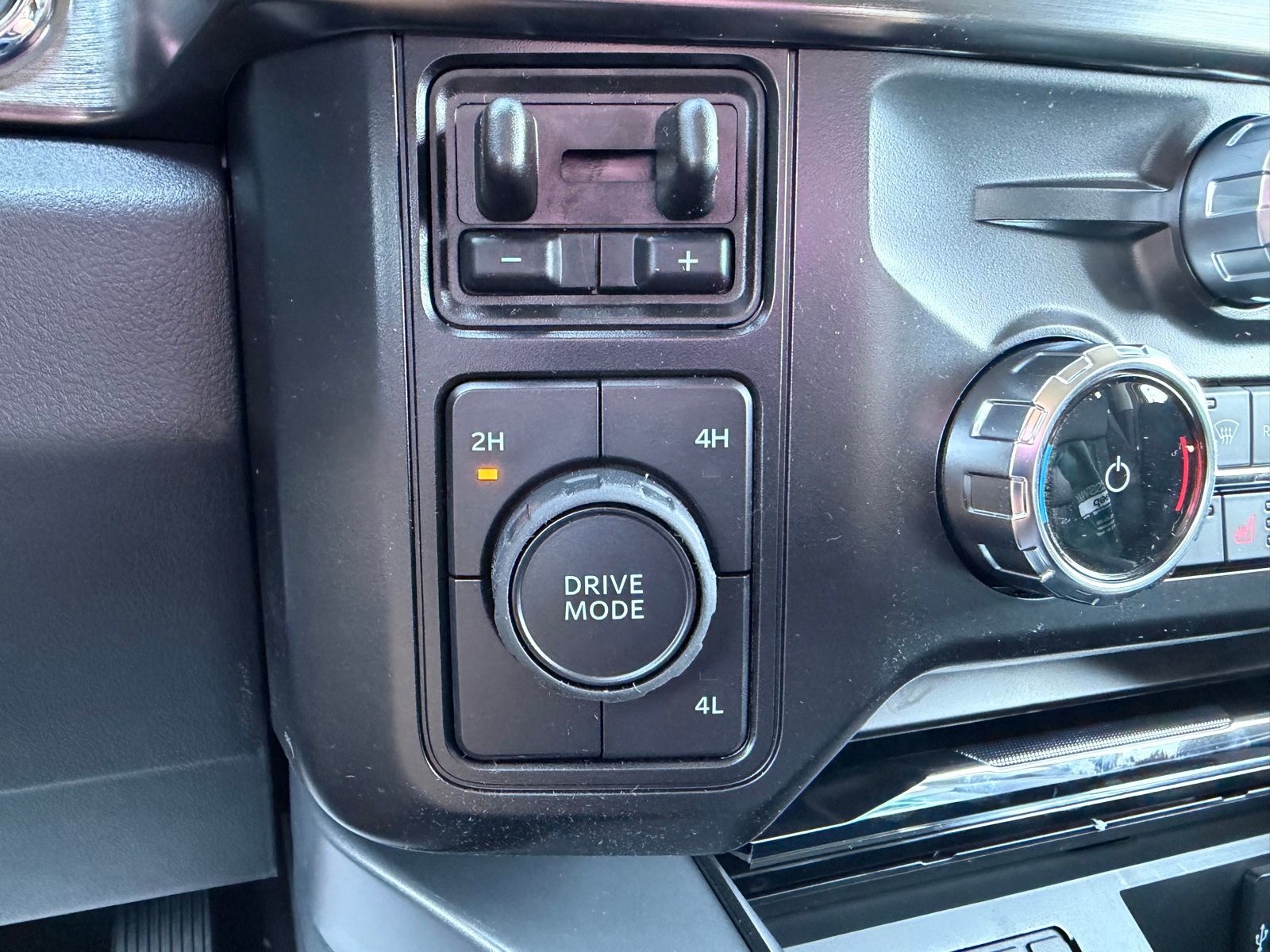 2026 Ford F-250SD image 23