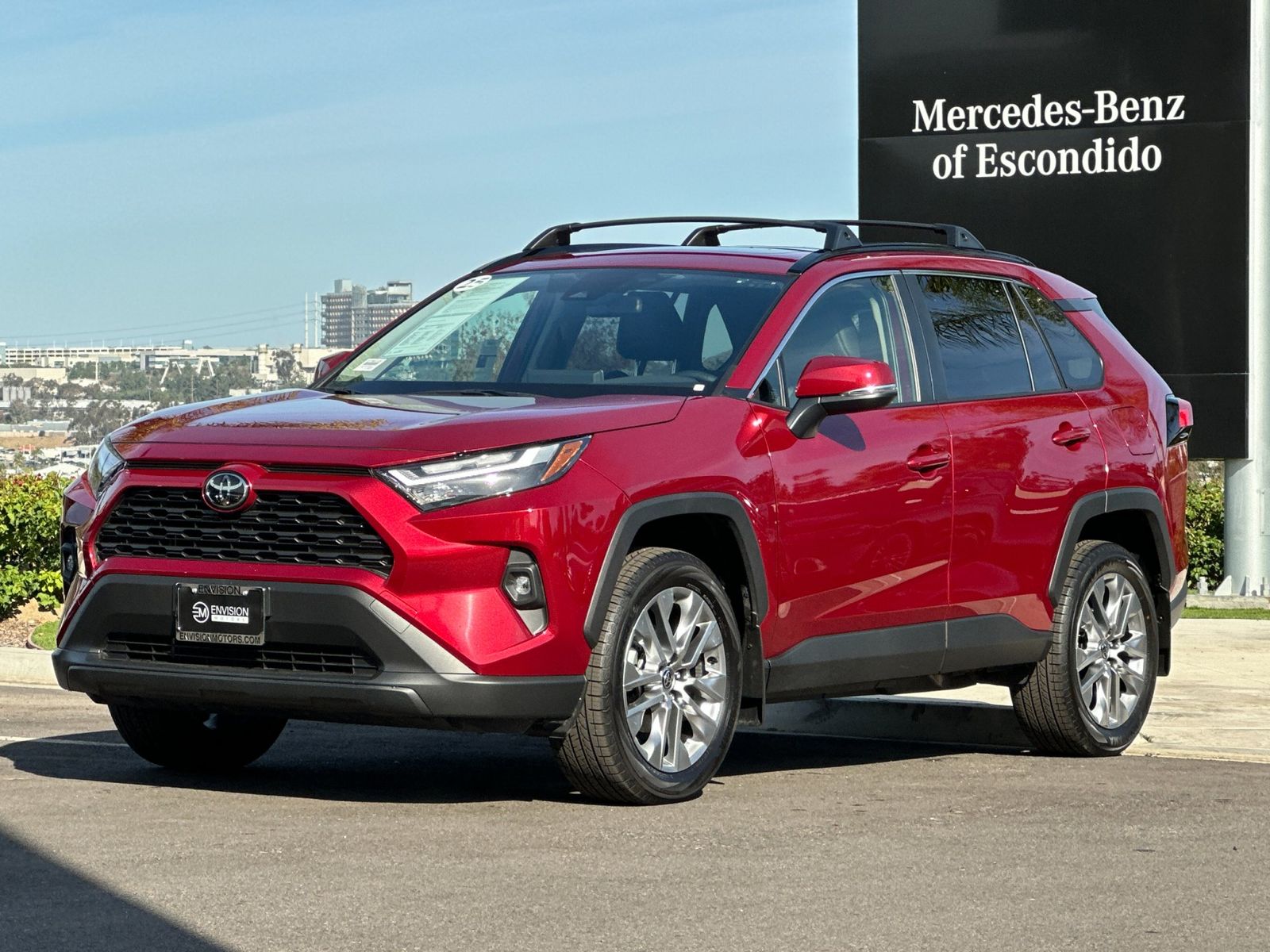 View vehicle photo 7