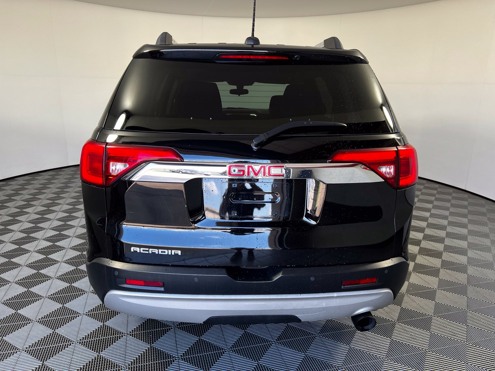 Thumbnail: 2017 GMC Acadia - 6