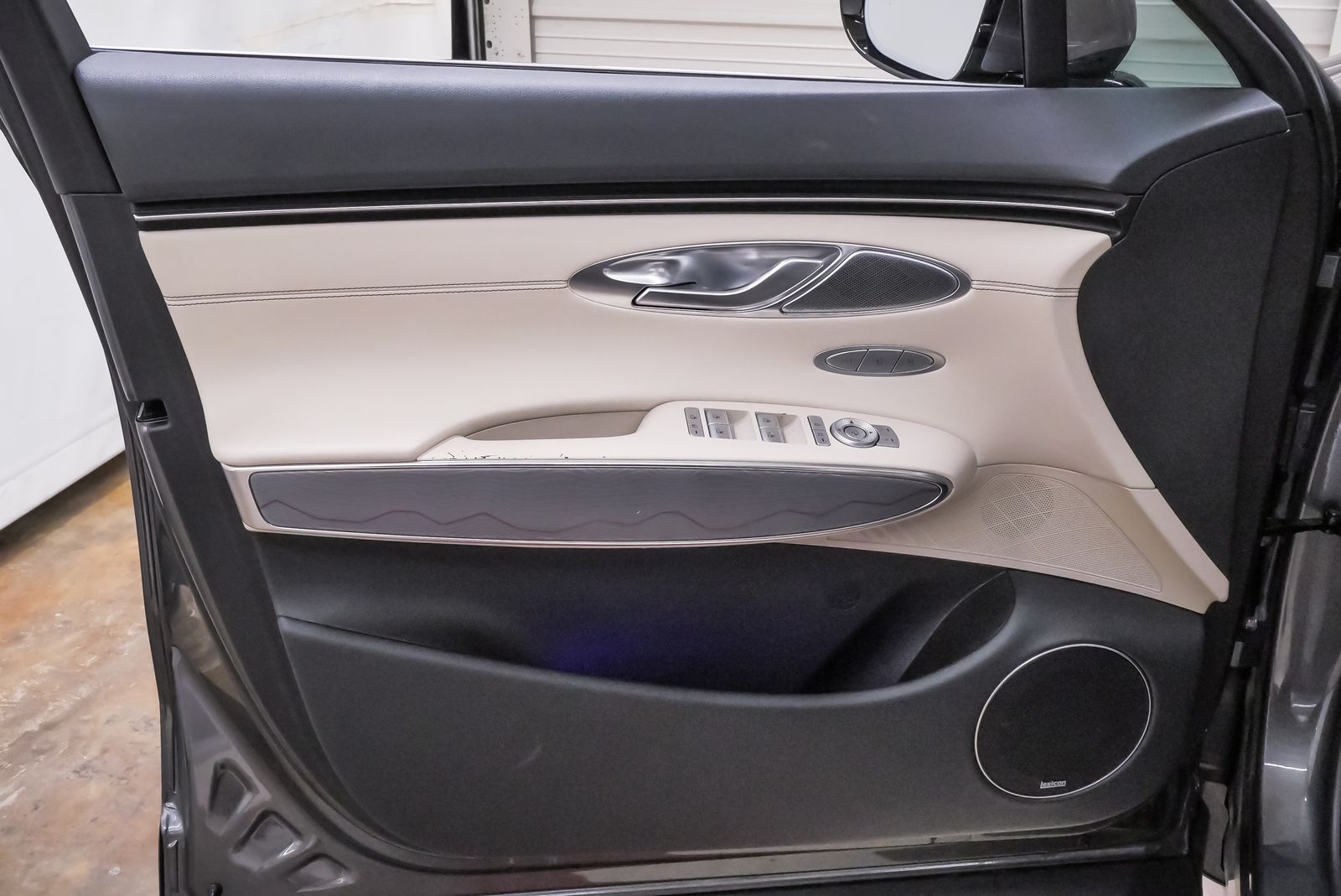 2022 Genesis GV70 2.5T Gray at Emmons Autoplex