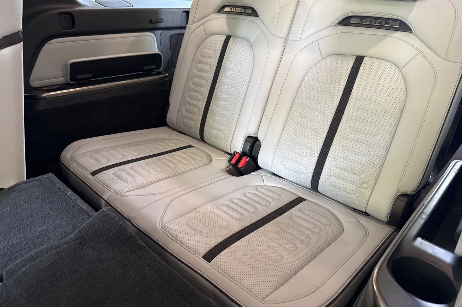 Used 2023 Rivian R1S SUV