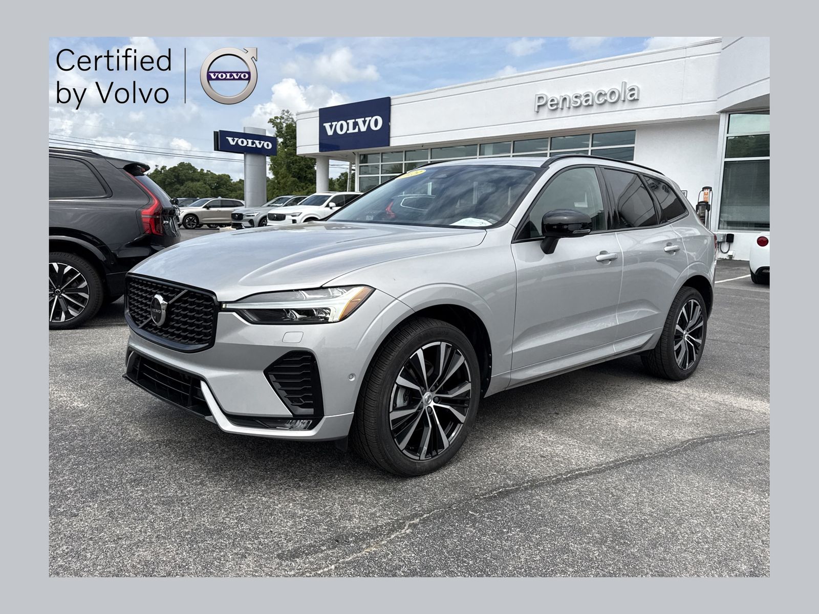 Silver 2023 Volvo XC60 B5 Plus Dark Theme AWD SUV / Crossover All-Wheel Drive Automatic