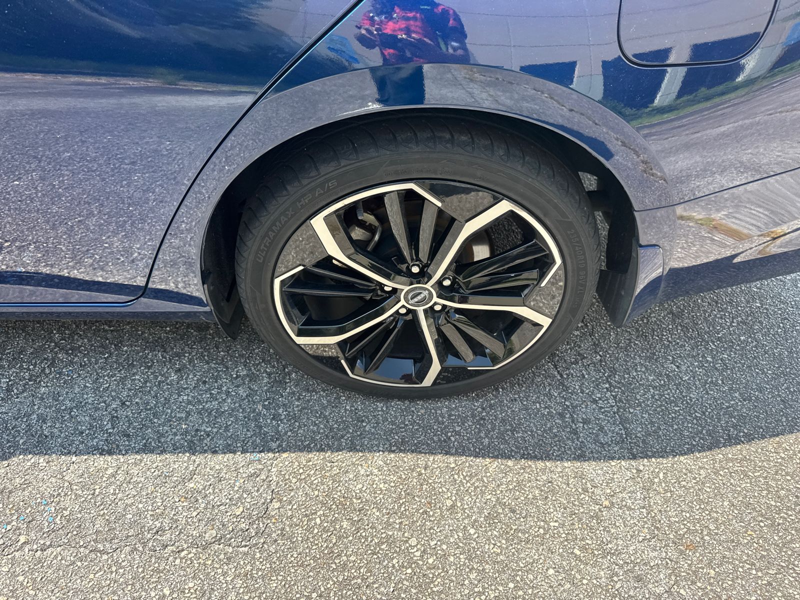 Used 2023 Blue Nissan 2.5 SR image 19