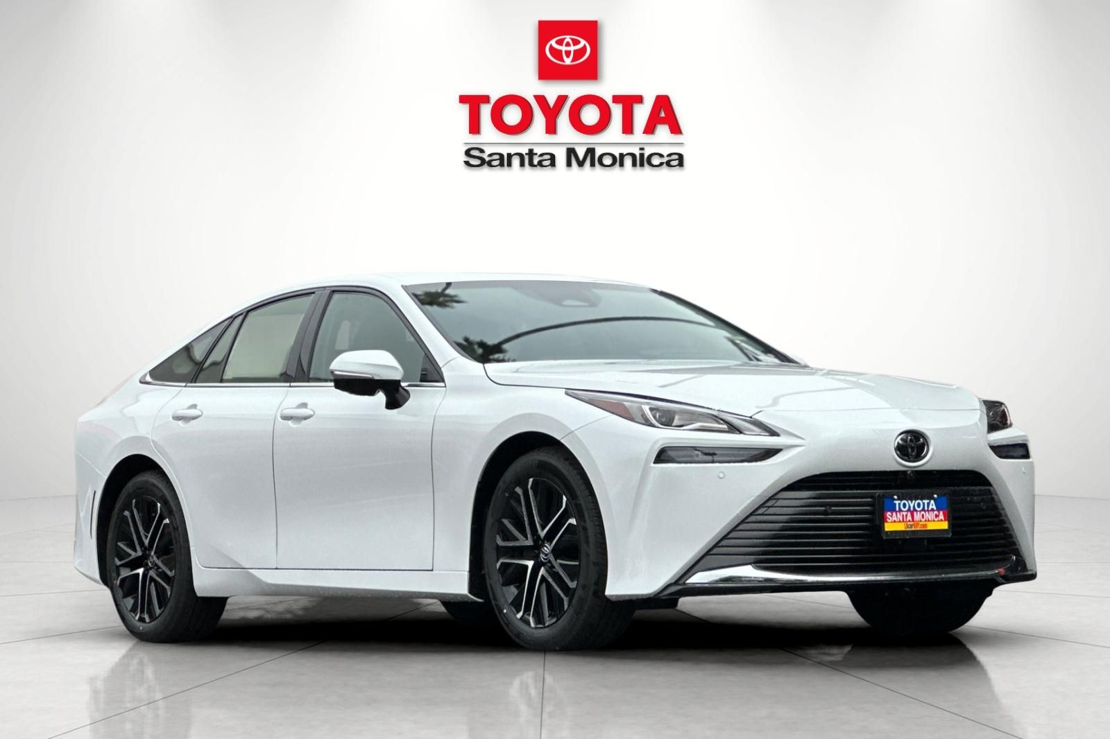 White 2026 Toyota Mirai XLE FWD Sedan Rear-Wheel Drive 1-Speed Automatic