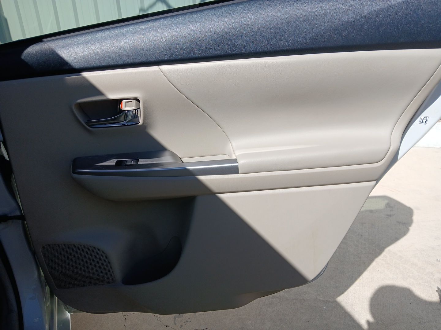 Used Car 2017 Toyota Prius V  For Sale Under $20,000 In Austin, Texas