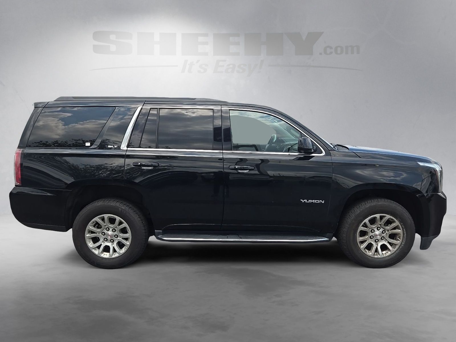 Used 2020 Black GMC SLT image 10