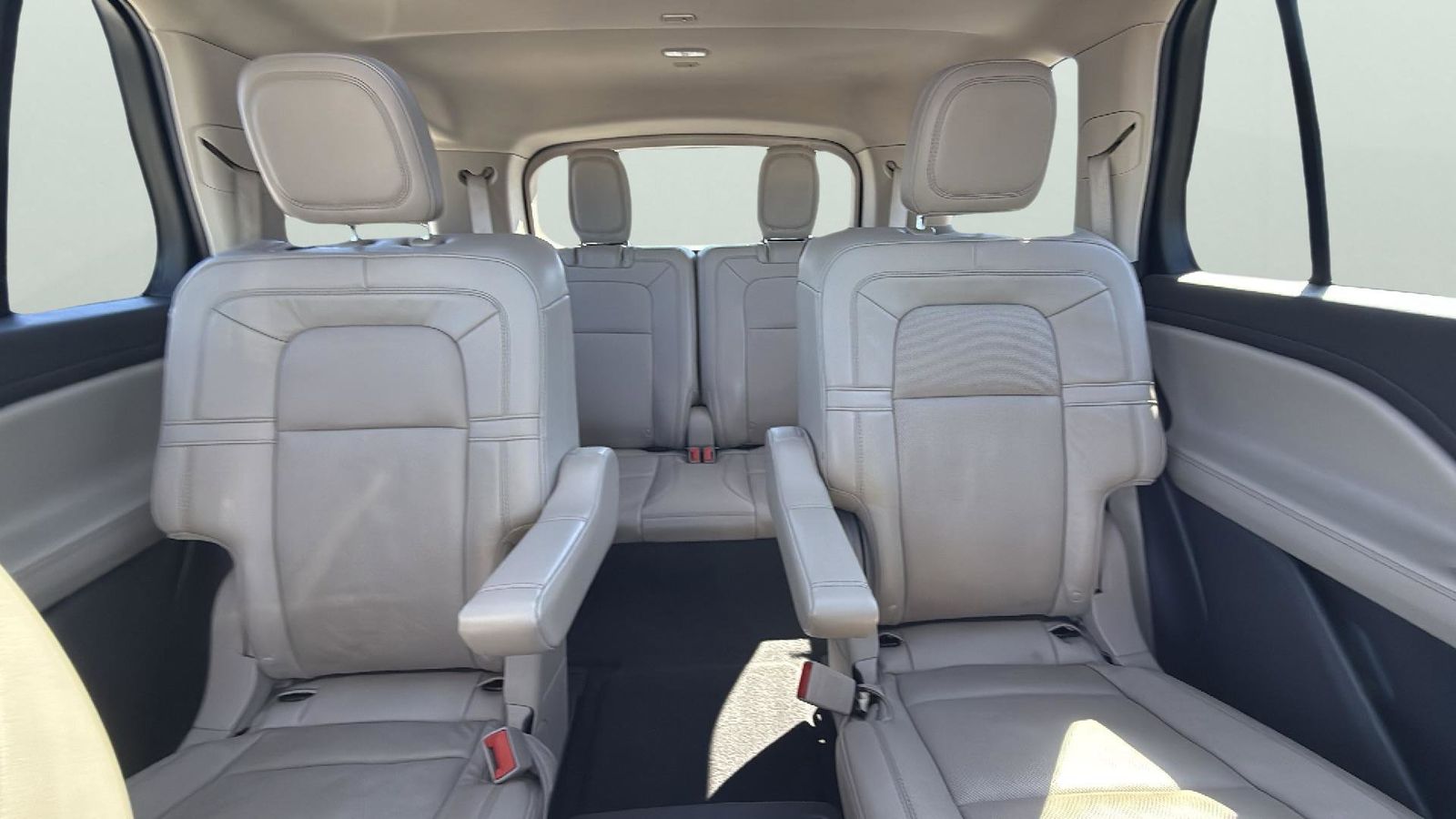 Used Car 2023 Lincoln Aviator  Reserve For Sale Under $50,000 In Austin, Texas