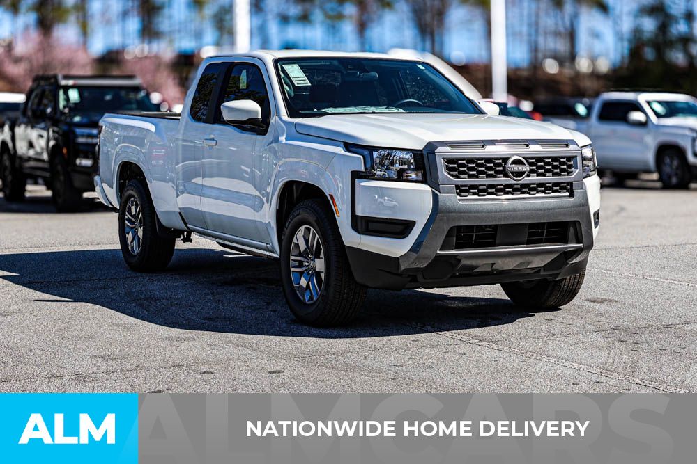 2025 Nissan Frontier SV photo 4
