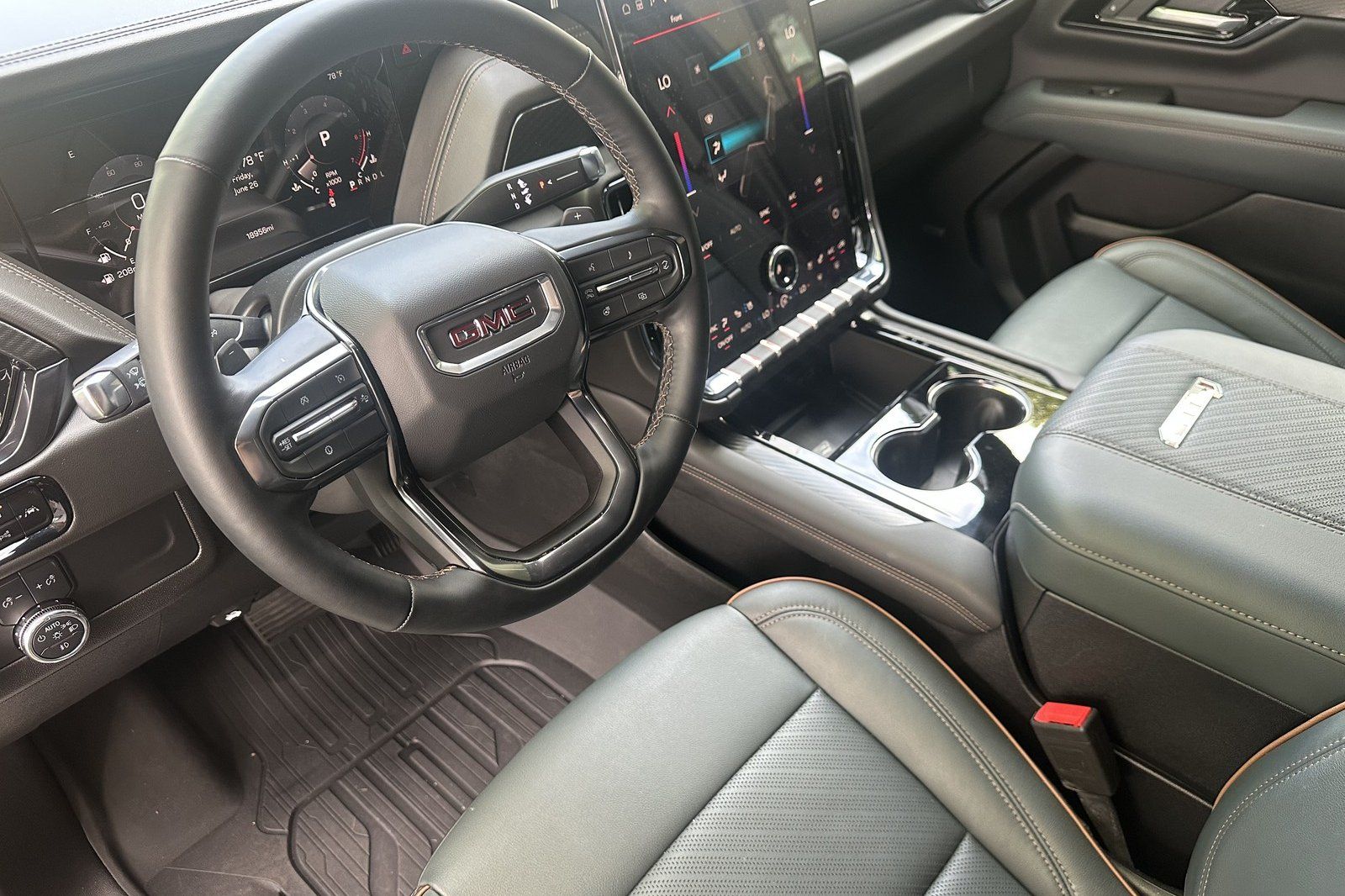 Used 2025 GMC Yukon SUV