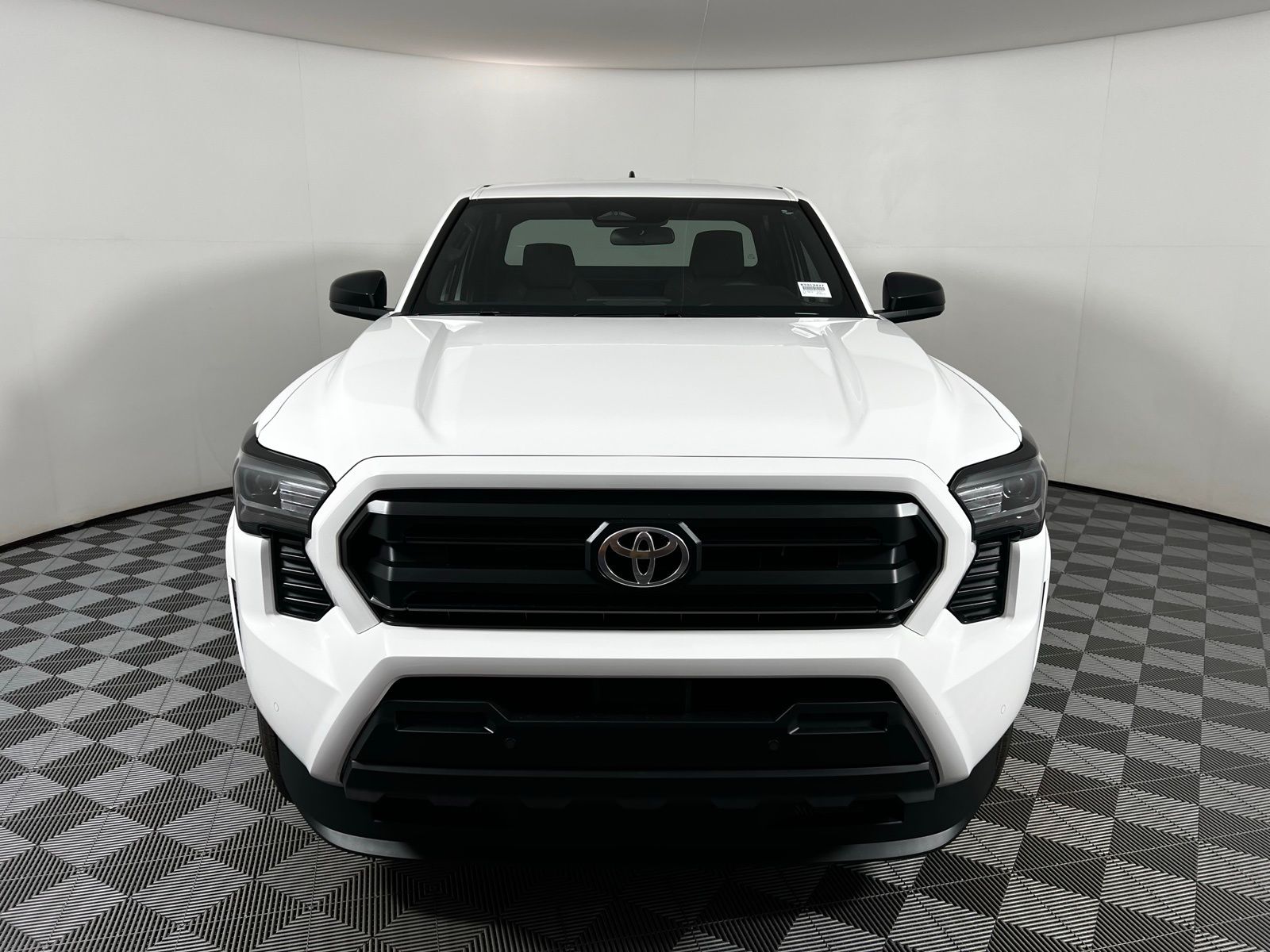 2024 Toyota Tacoma SR 2