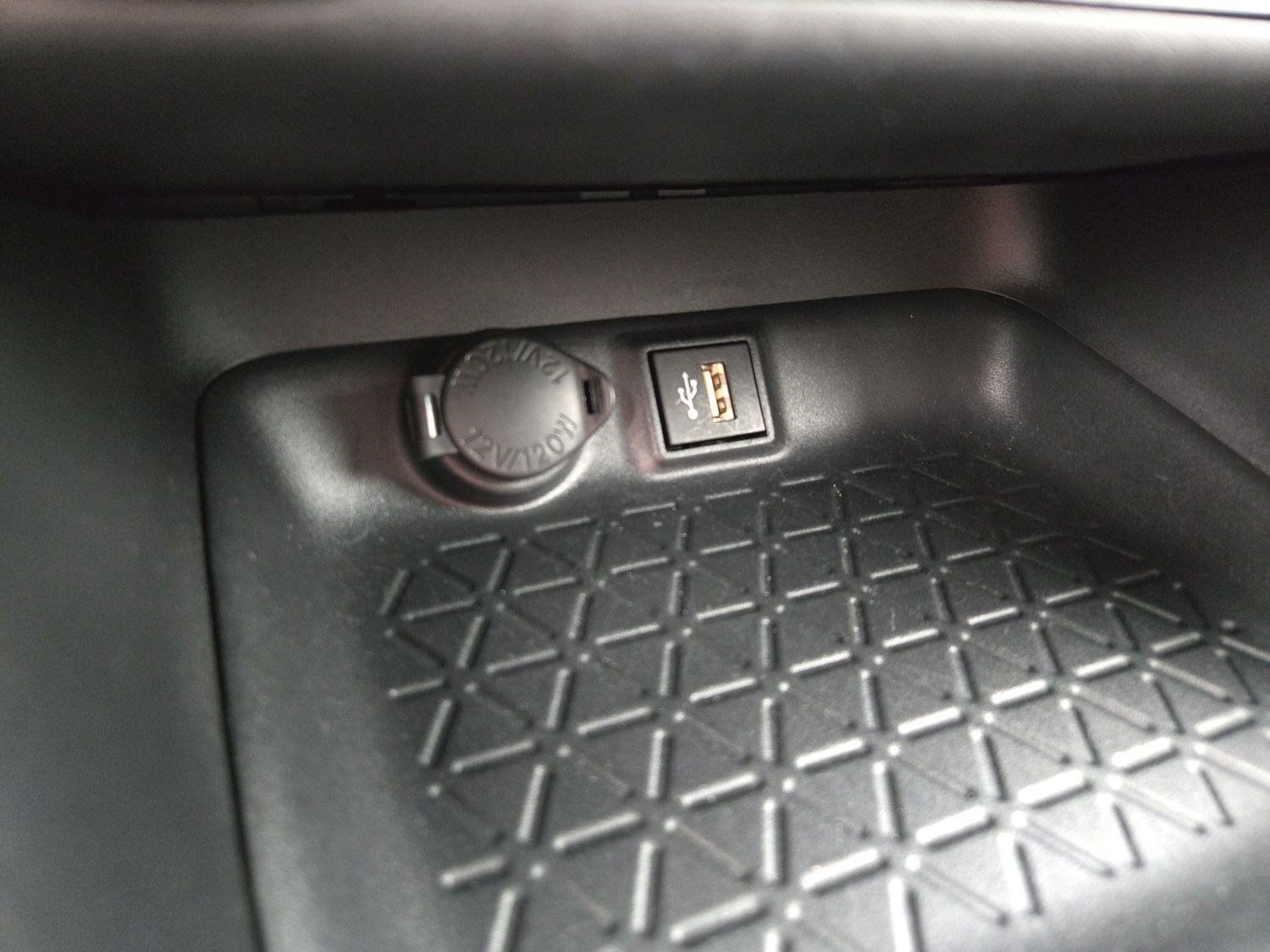 Used 2025 Toyota RAV4 Hybrid SUV
