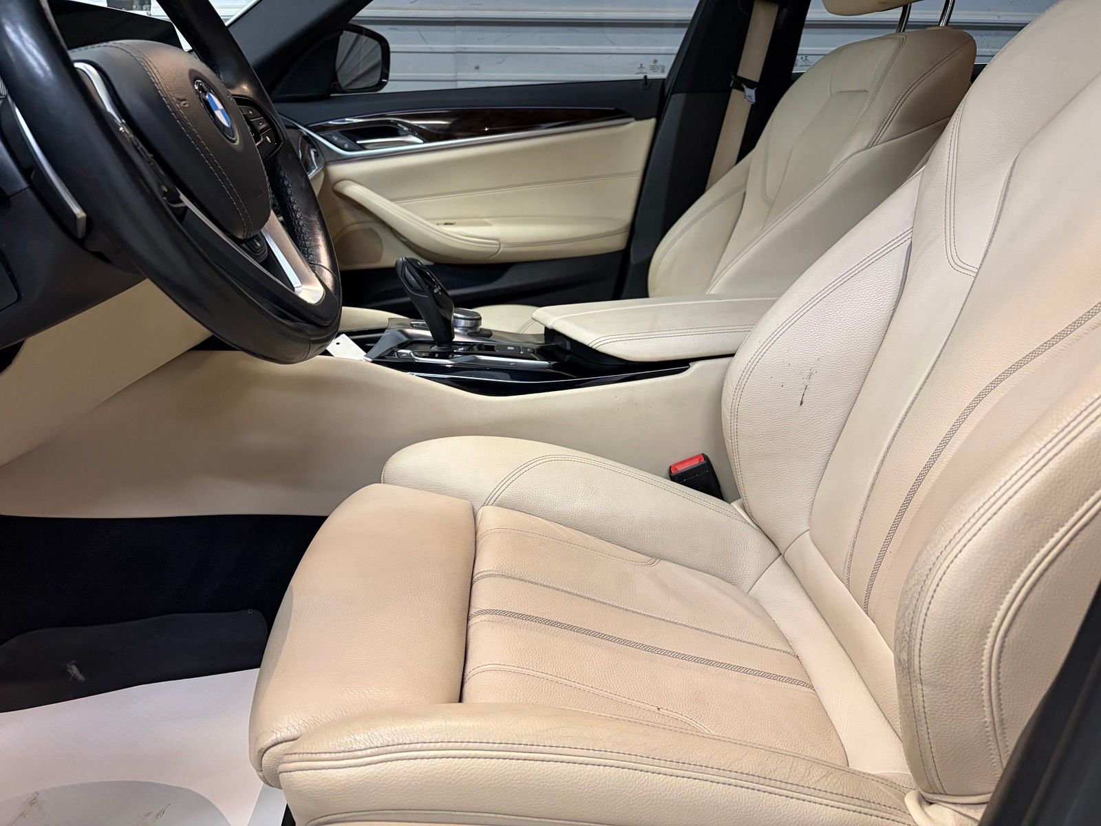 2018 BMW 5 Series 530i - Photo 10