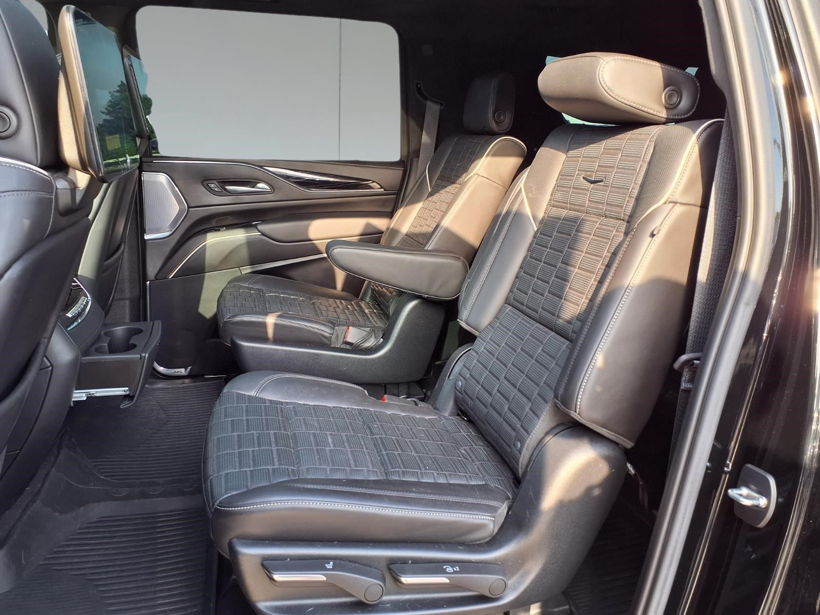2023 Cadillac Escalade ESV V-Series Black at Bayway Cadillac Southwest
