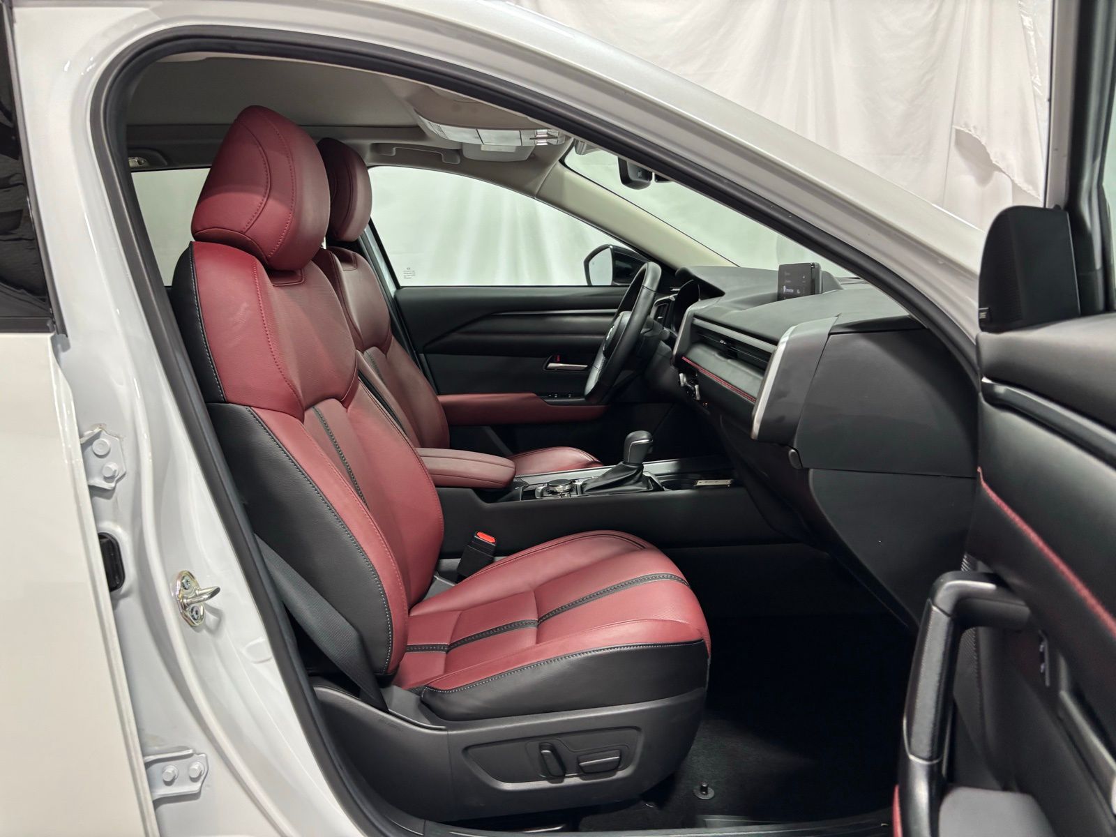 Used Car 2025 Mazda Cx-50 Hybrid  Premium For Sale Under $35,000 In Austin, Texas