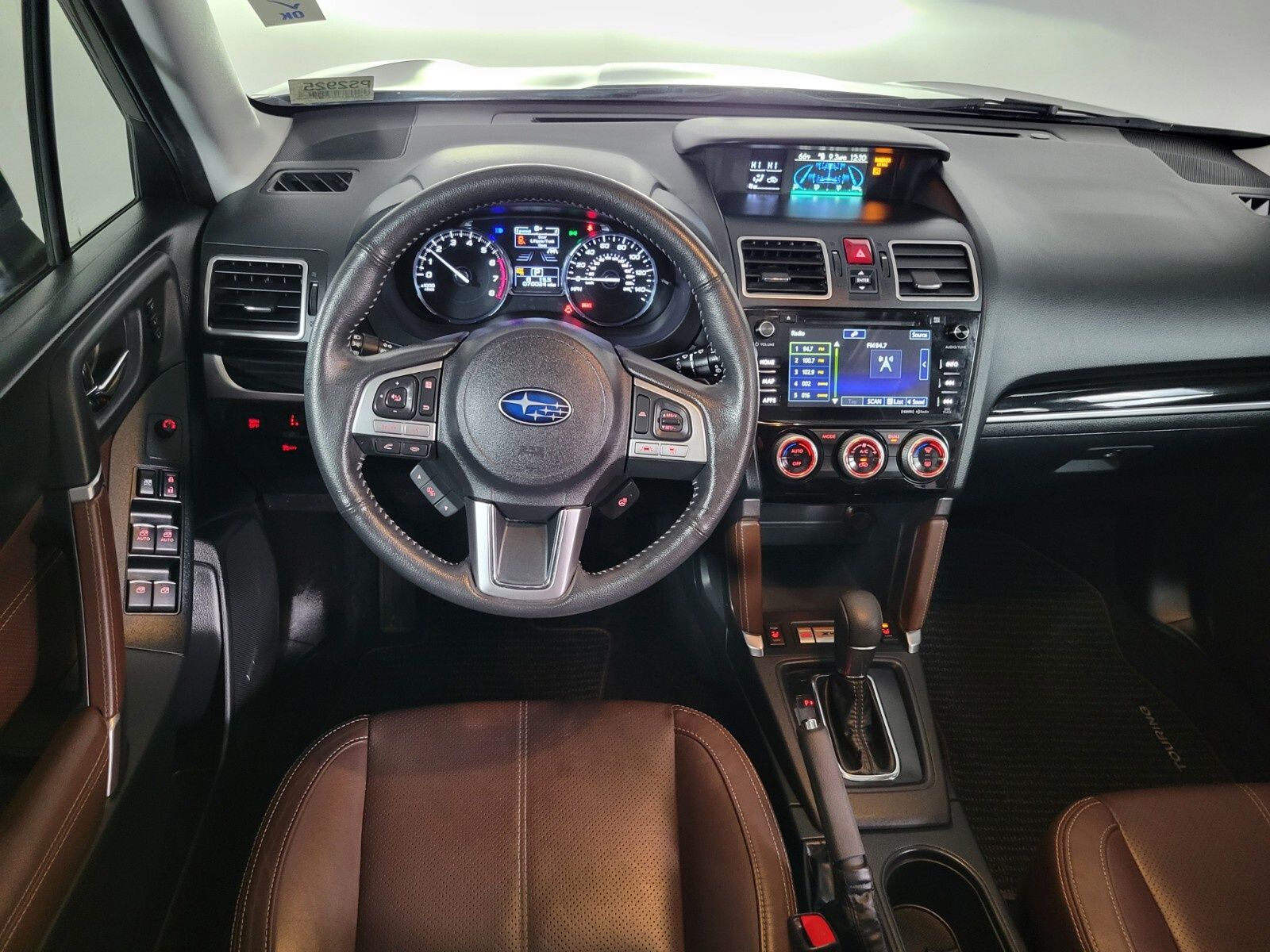 2018 Subaru Forester 2.5i Touring 27