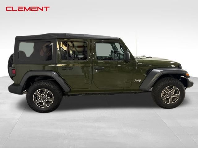 2020 Jeep Wrangler Unlimited Sport 32