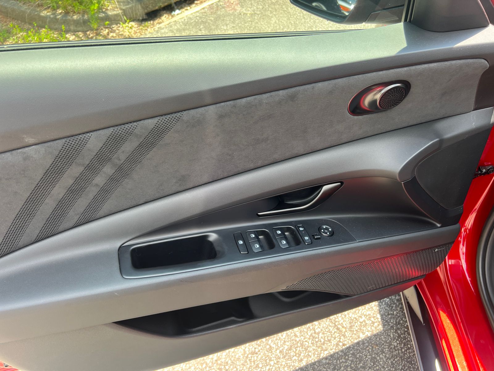 2025 Hyundai Elantra N Base photo 10