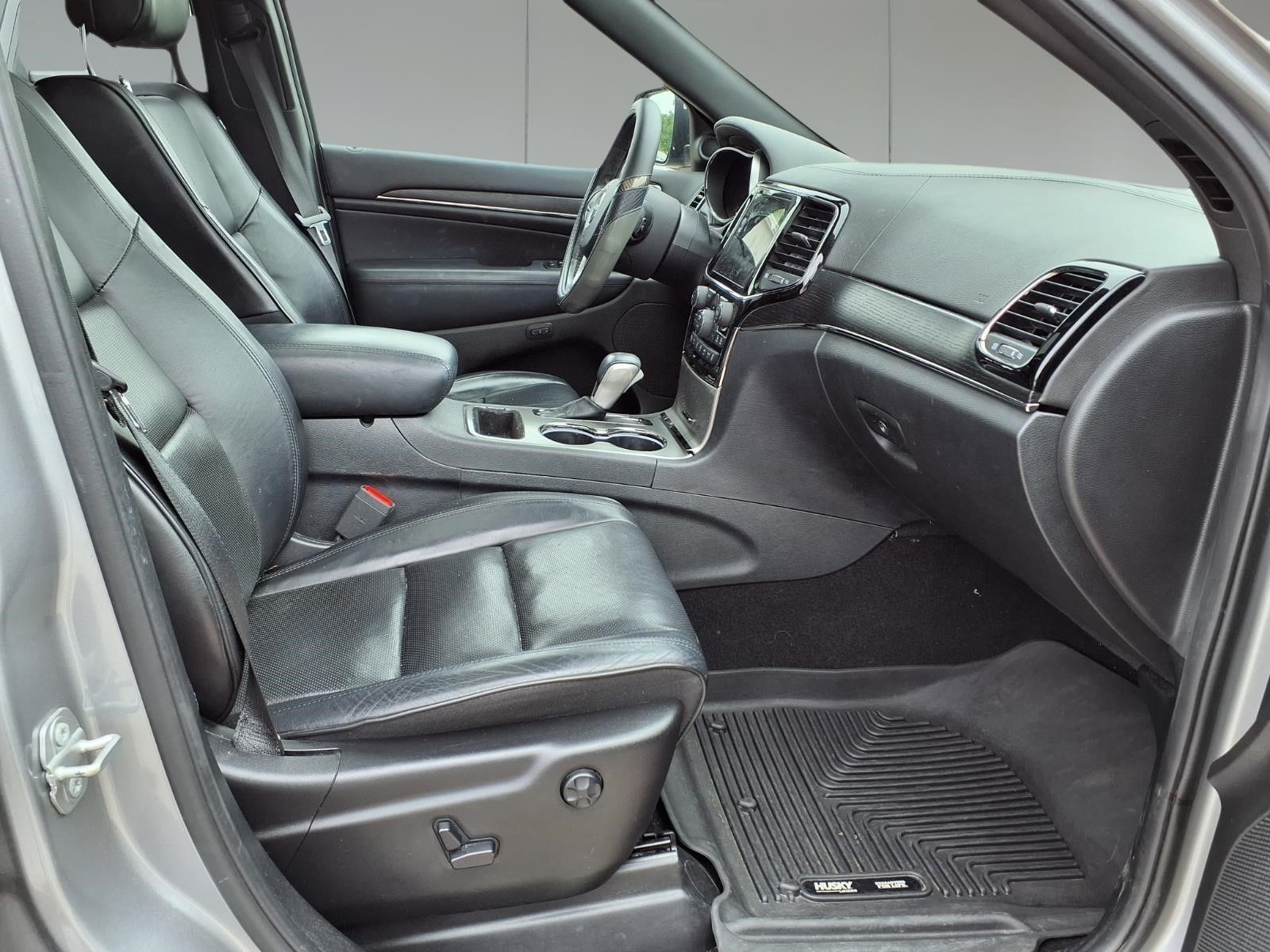 2020 Jeep Grand Cherokee High Altitude Silver at Community Toyota